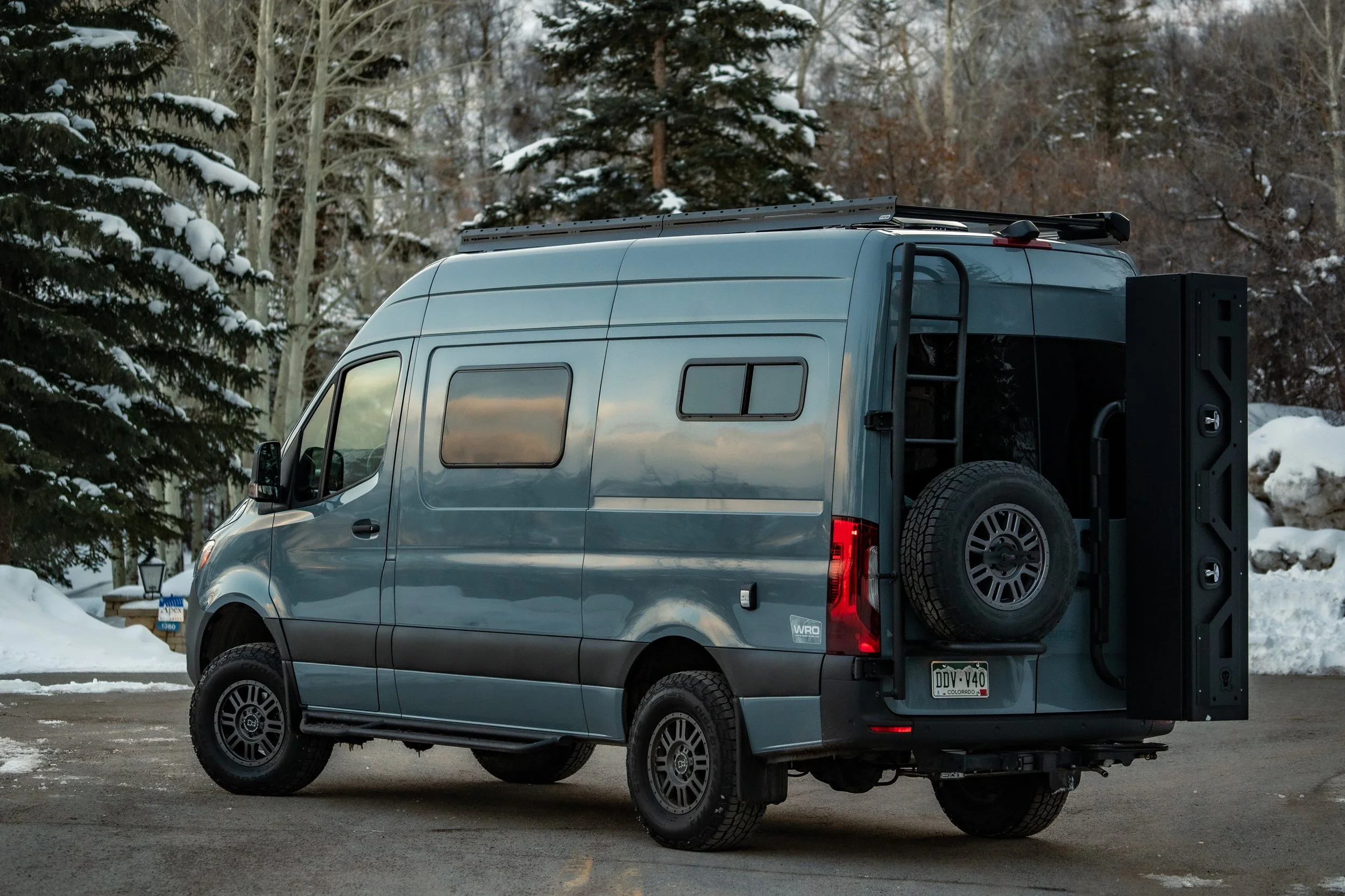 Mercedes-Benz Sprinter Short Wheelbase