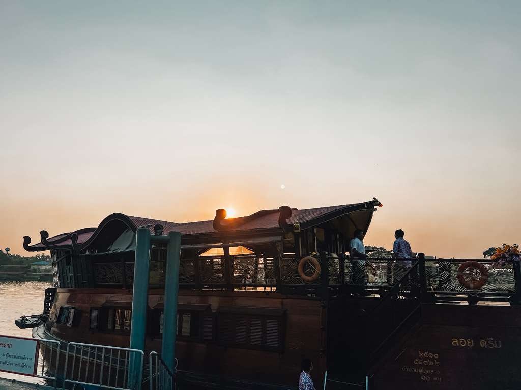 A Memory That Transcends Time:  Overnight Cruise on Loy Pela