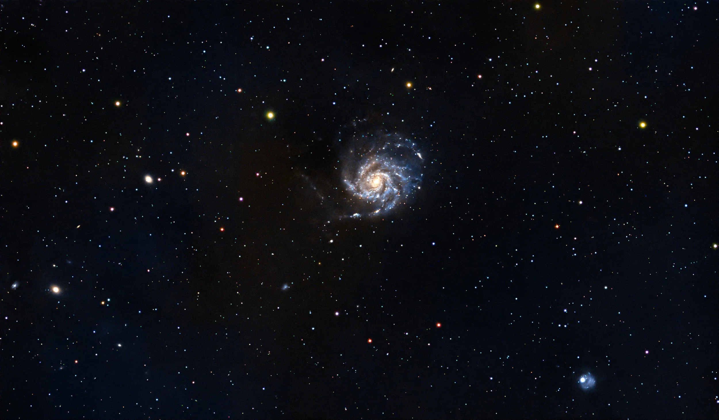 Pinwheel Galaxy: A Spiral Giant in Ursa Major
