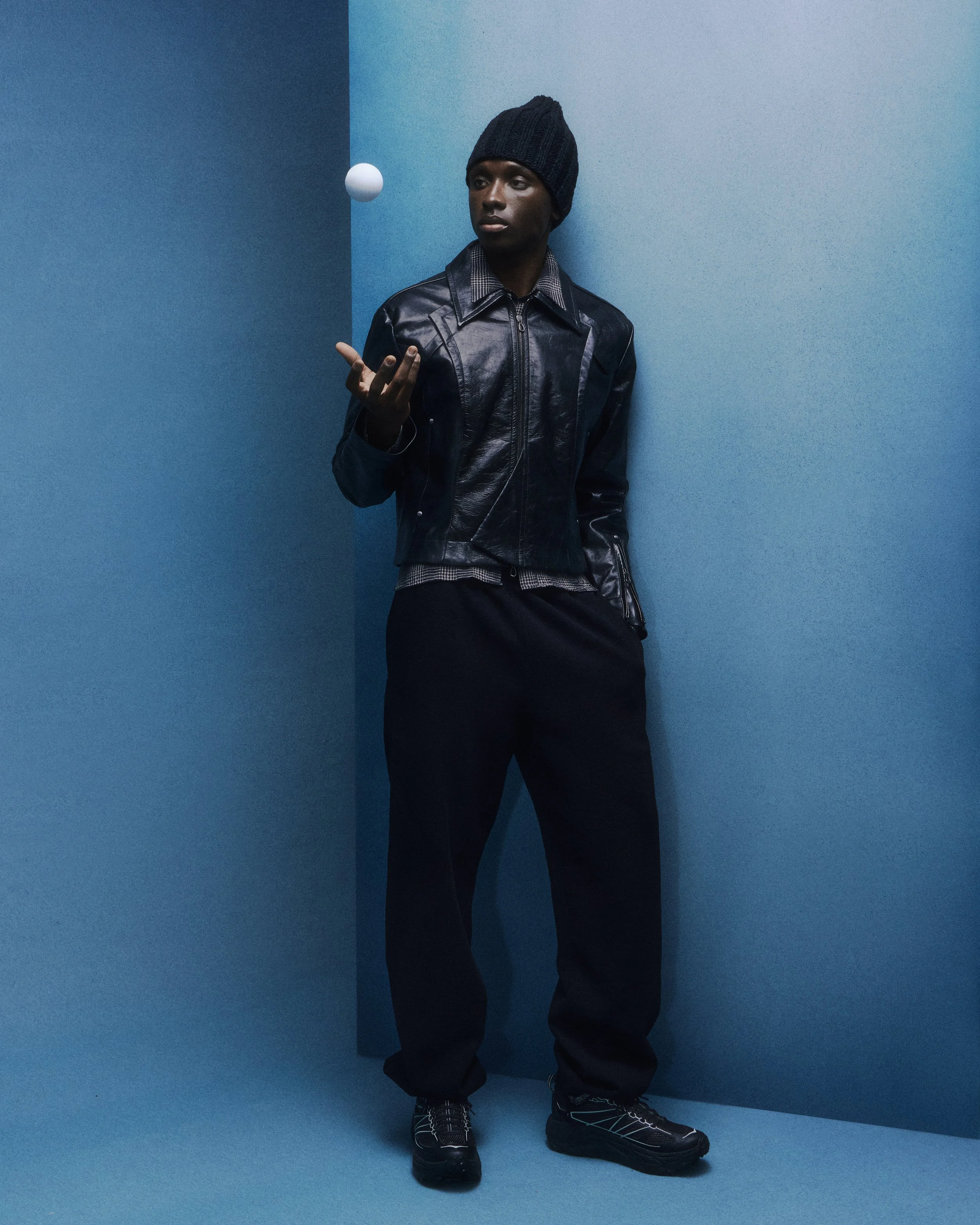 Final_HokaStealth_Editorial_FB_LOOK_1_0238.jpg