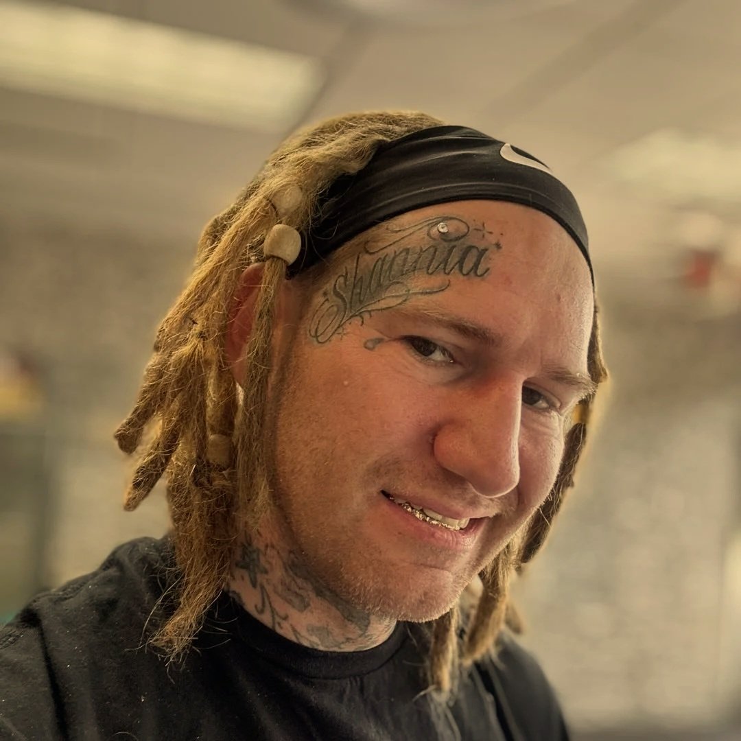 Shawn headshot 01.jpg