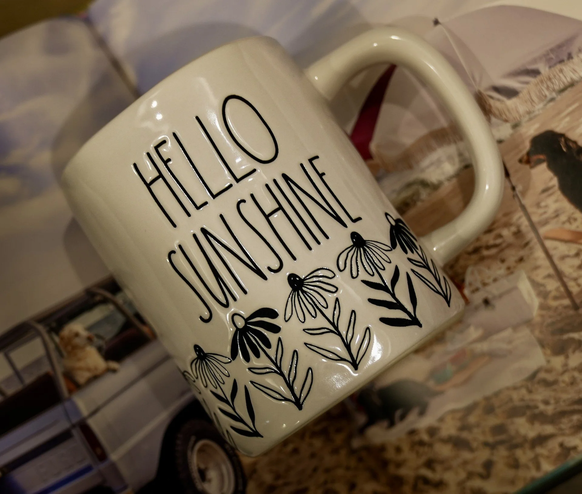 'Hello Sunshine' floral mug from the Kandles2u - Kandles2Mug Collection-perfect for Austin, Texas Candle Making Workshops/Classes. Date Nights, Girls' Nights, Corporate Events, and Bridal Parties.