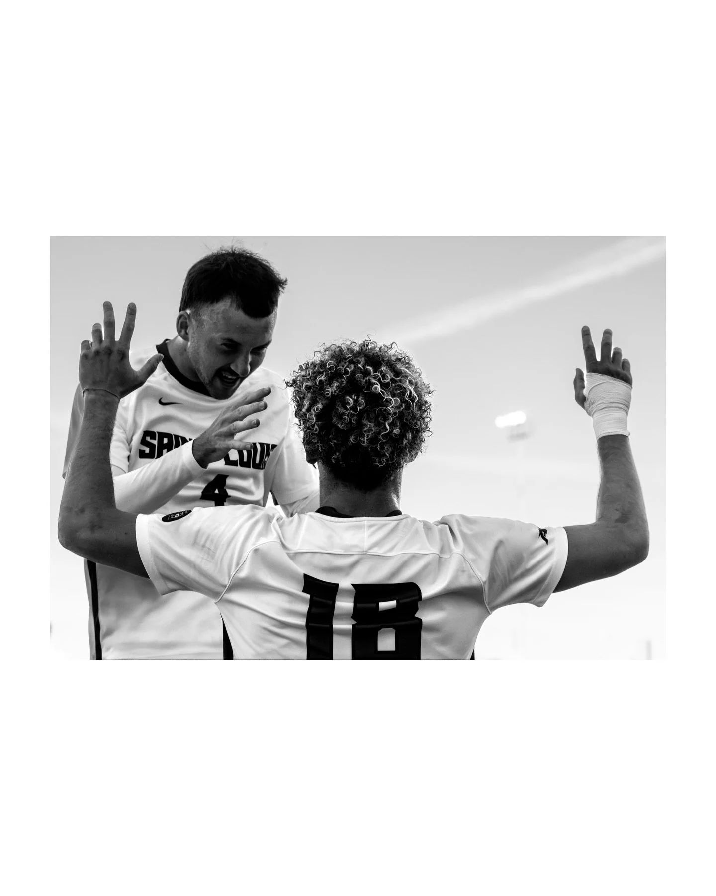 @slumenssoccer -

Thank you for letting me capture such an incredible &amp; historic season! Photographing this team was so rewarding &amp; I am so grateful to have been a part of the media team. I learned a ton this season from so many people, espec