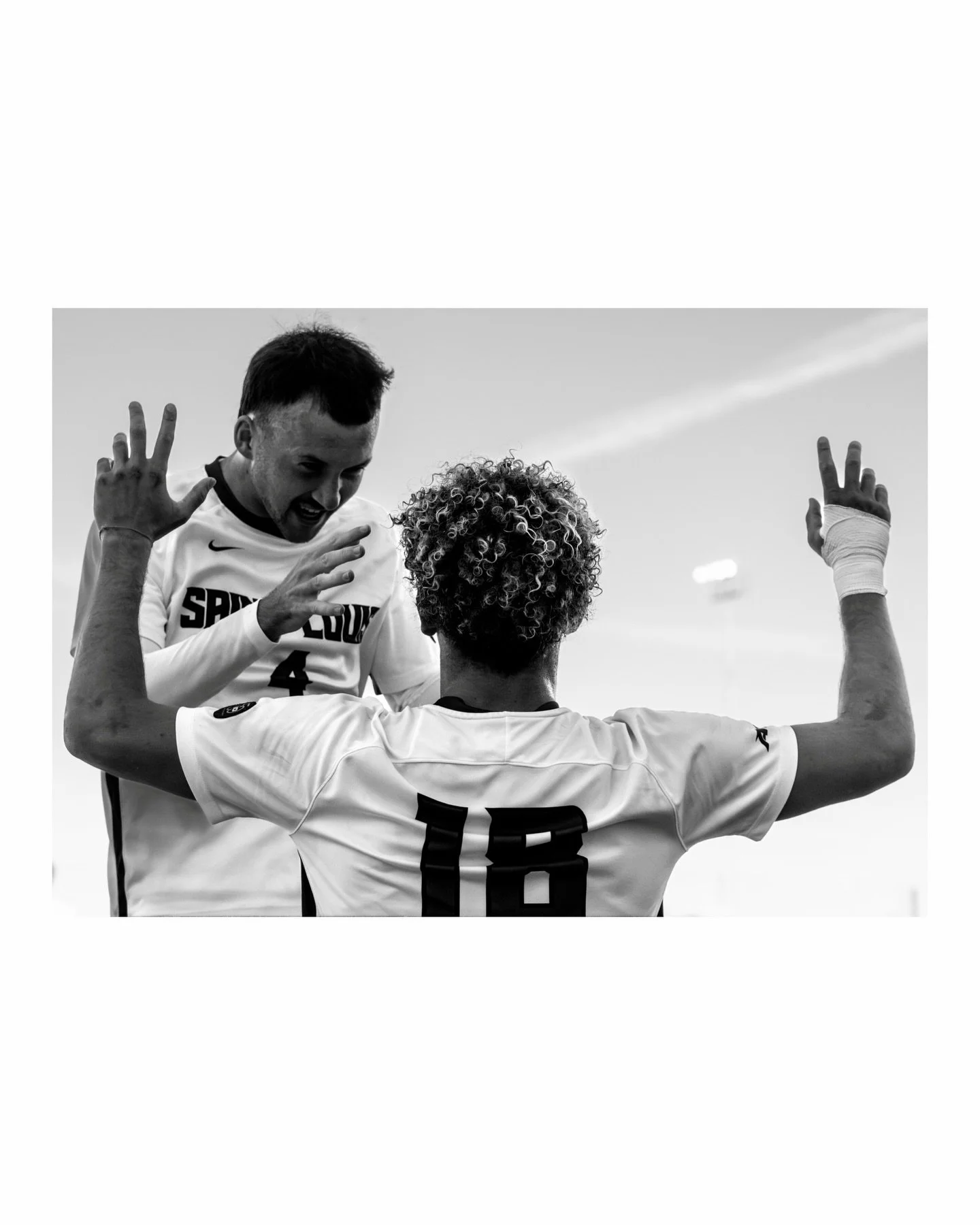 Beyond honored to be recognized twice as a 2026 Scholastic Art &amp; Writing Midwest Region award winner! 🔑⬇️

Slide 1: @slumenssoccer &lsquo;Epincion&rsquo; - Gold Award Winner, National Medal Nominee 

Slide 2: @alden.chao &lsquo;Fortitude&rsquo; 