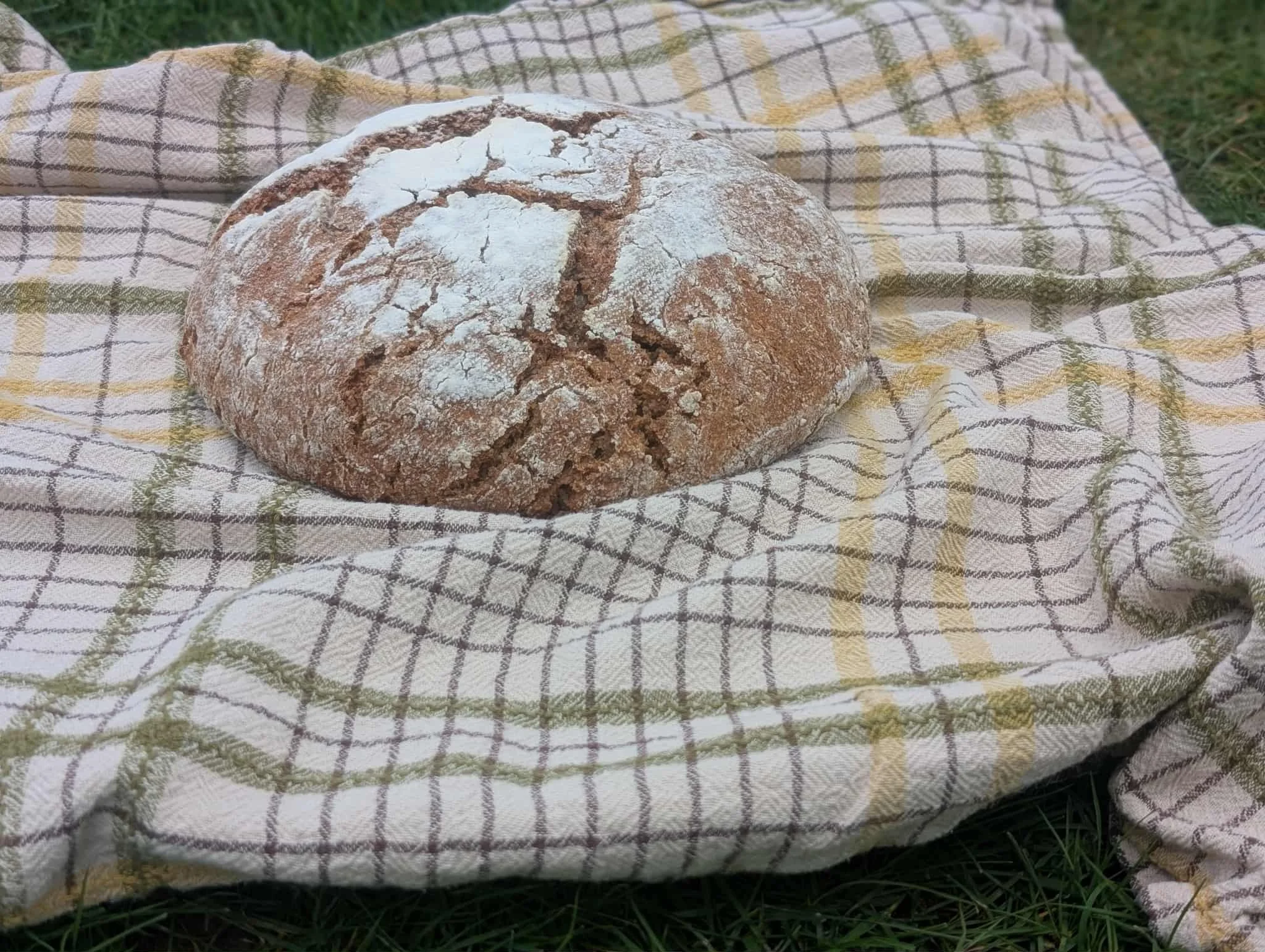 Rye Sourdough Bread (2.5 lb / 1.13 kg)