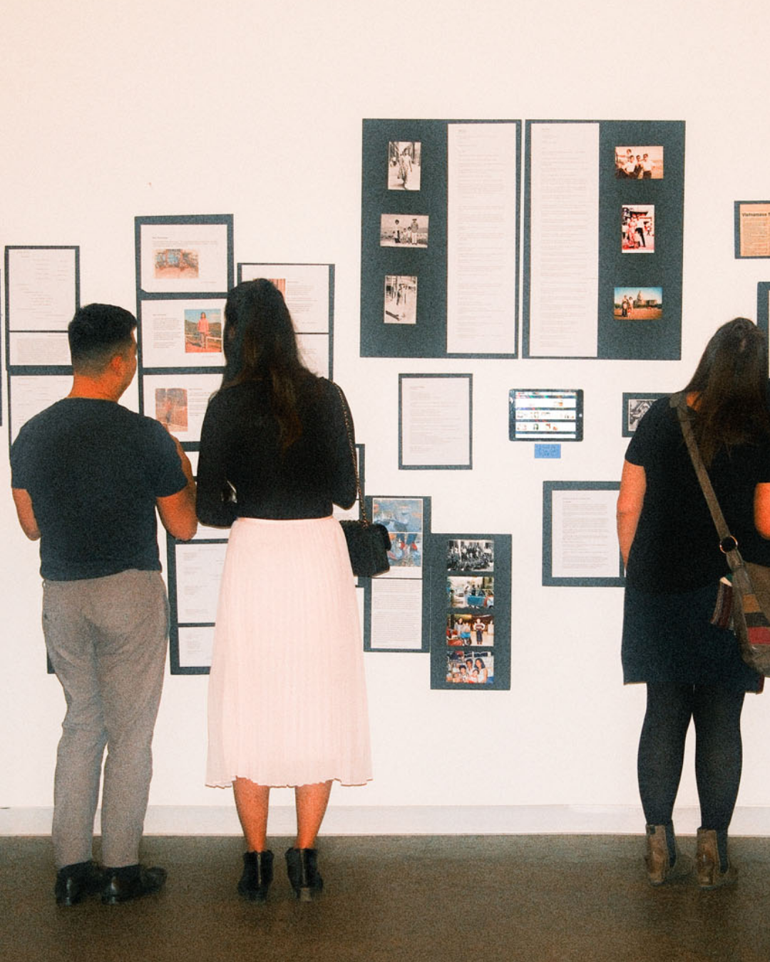 Chung ta cung nhau Vietnamese Art and Heritage Exhibit 3.png
