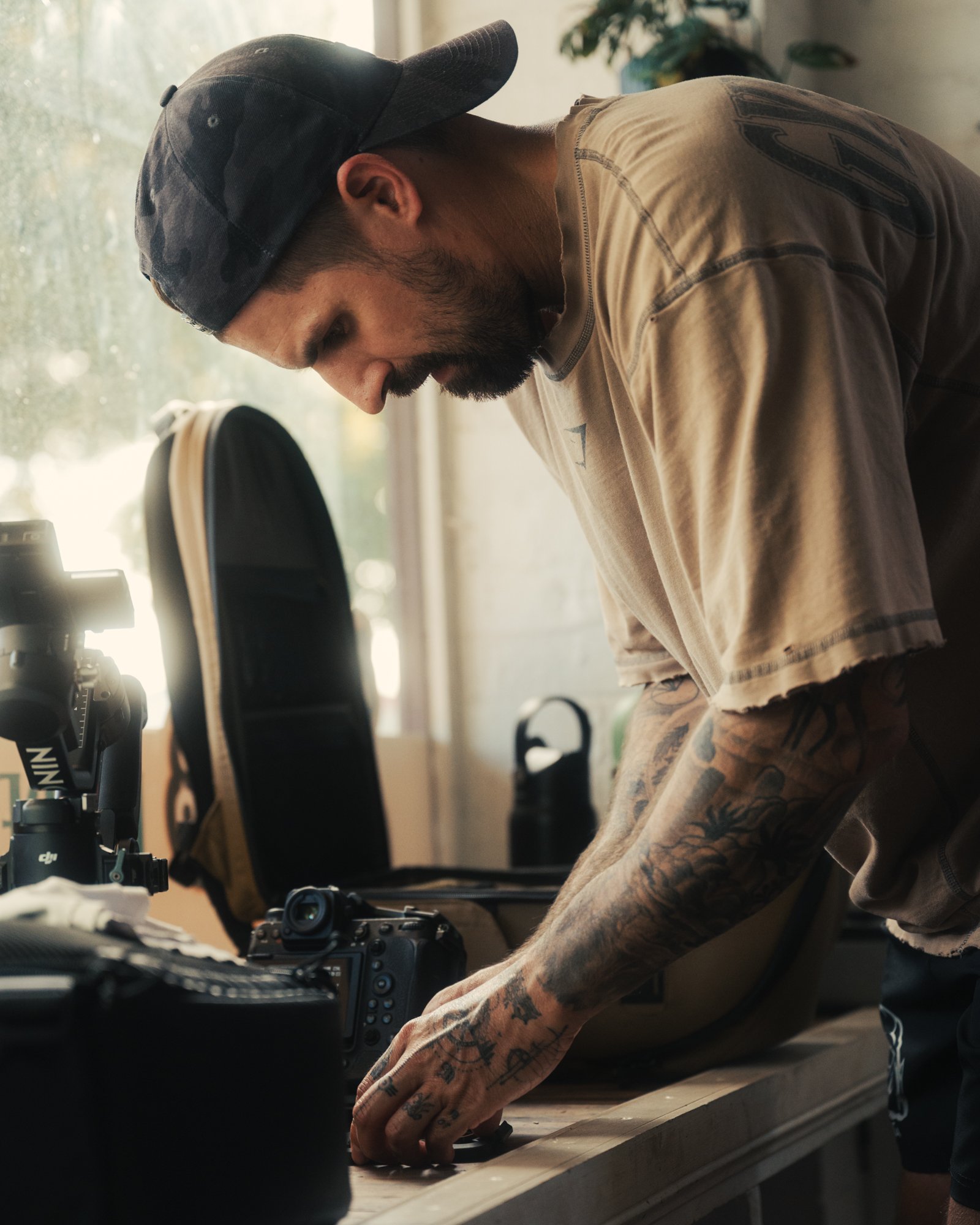 CHRIS SWEETAPPLE - T1.jpg