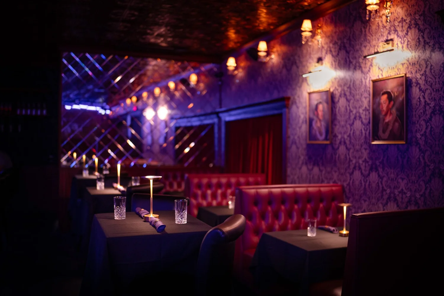 ADEZ Steakhouse & Lounge