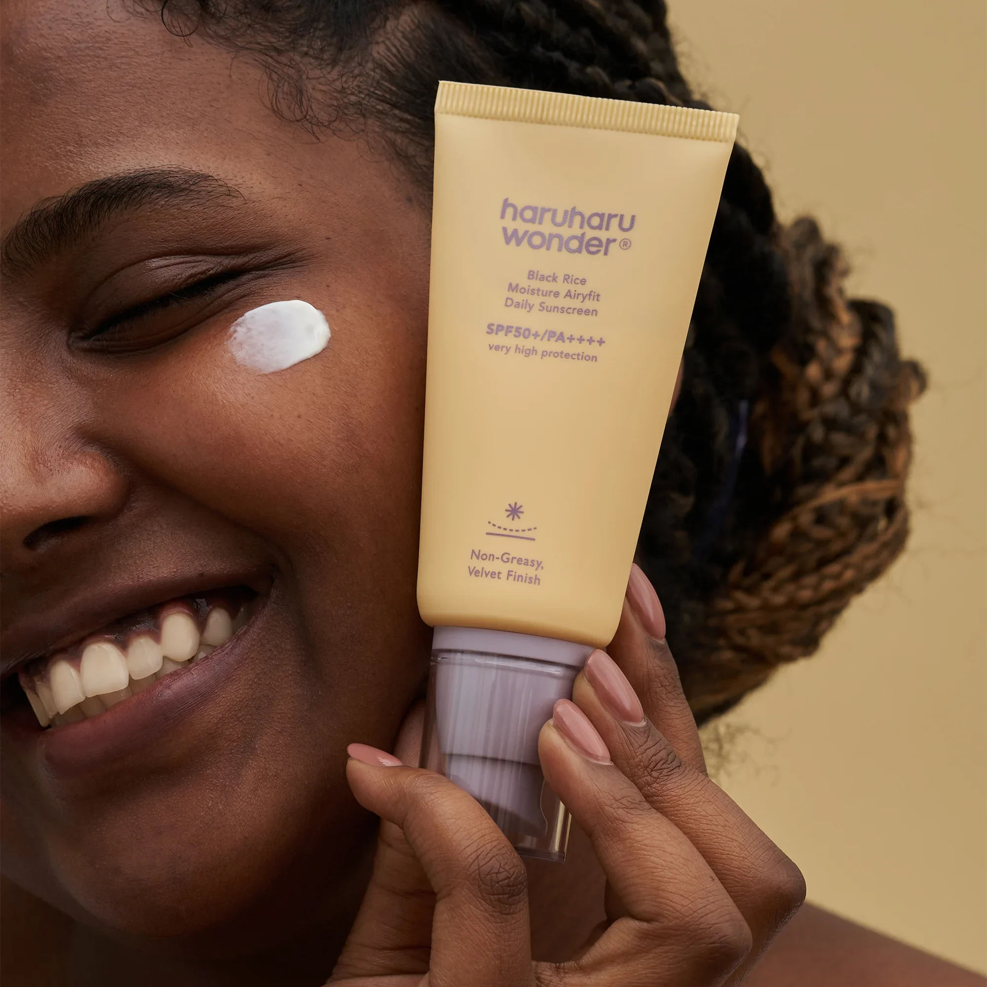 Haruharu Wonder Black Rice Moisture Airyfit Daily Sunscreen