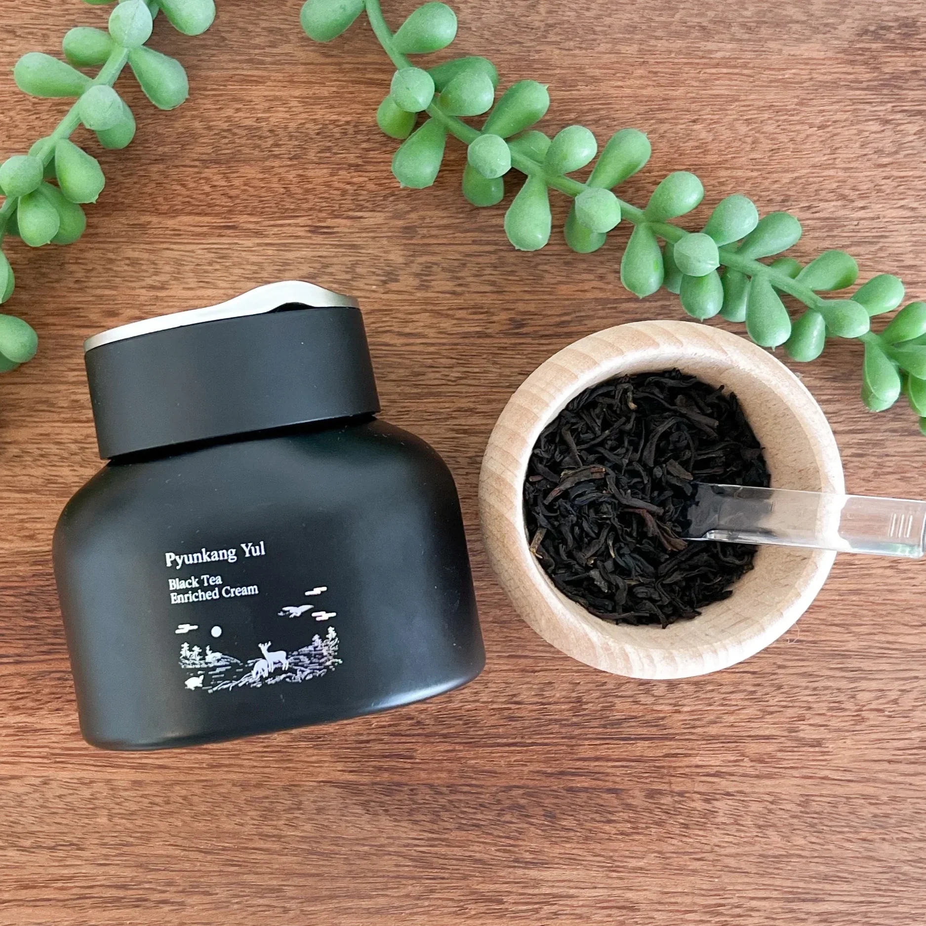Pyunkang Yul Black Tea Enriched Cream