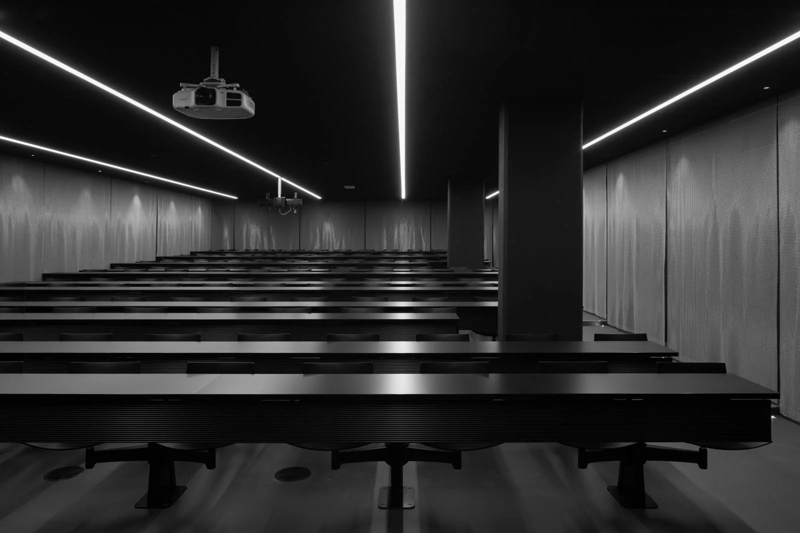 14136_1600_0_0a18f56a31.jpeg