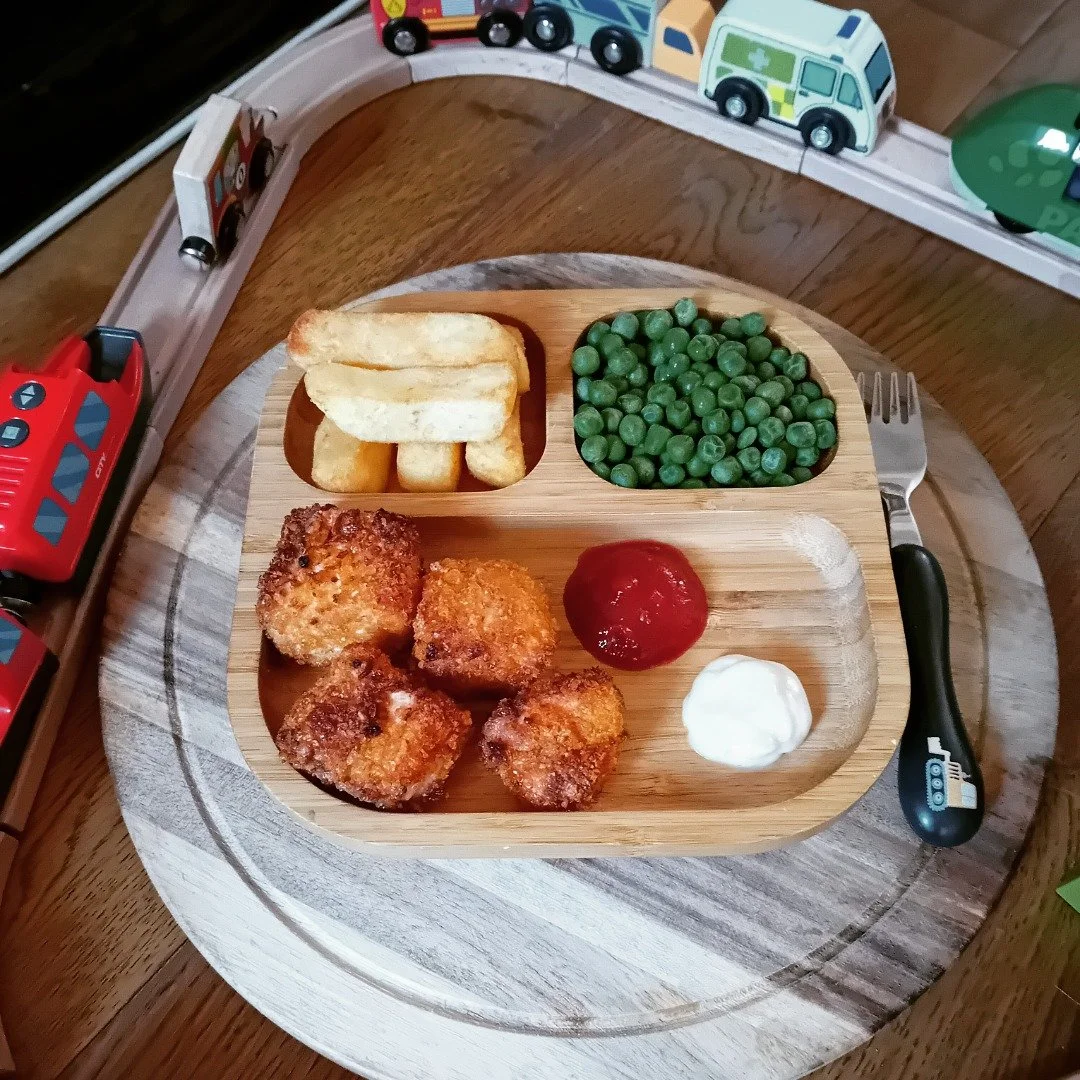 Picky Eaters Recipe: 
 Crispy Salmon Nuggets 🐟 🐠 
These salmon nuggets are flavourful, crunchy, and child-friendly&mdash;perfect for little ones who enjoy familiar &ldquo;nugget-style&rdquo; foods.

For many picky eaters, crunchy textures can feel 