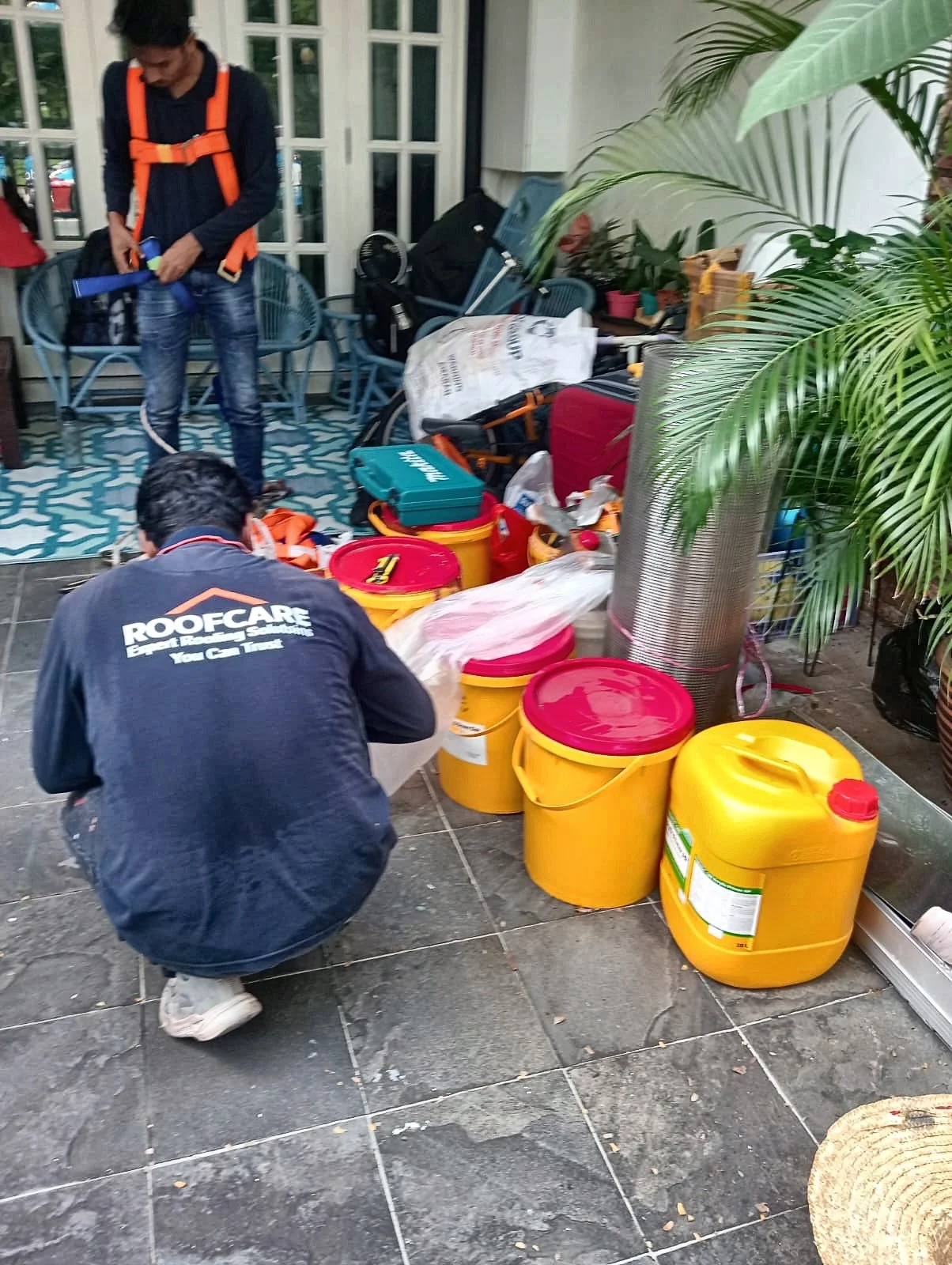 Roof Tiles Repair paint4.jpg