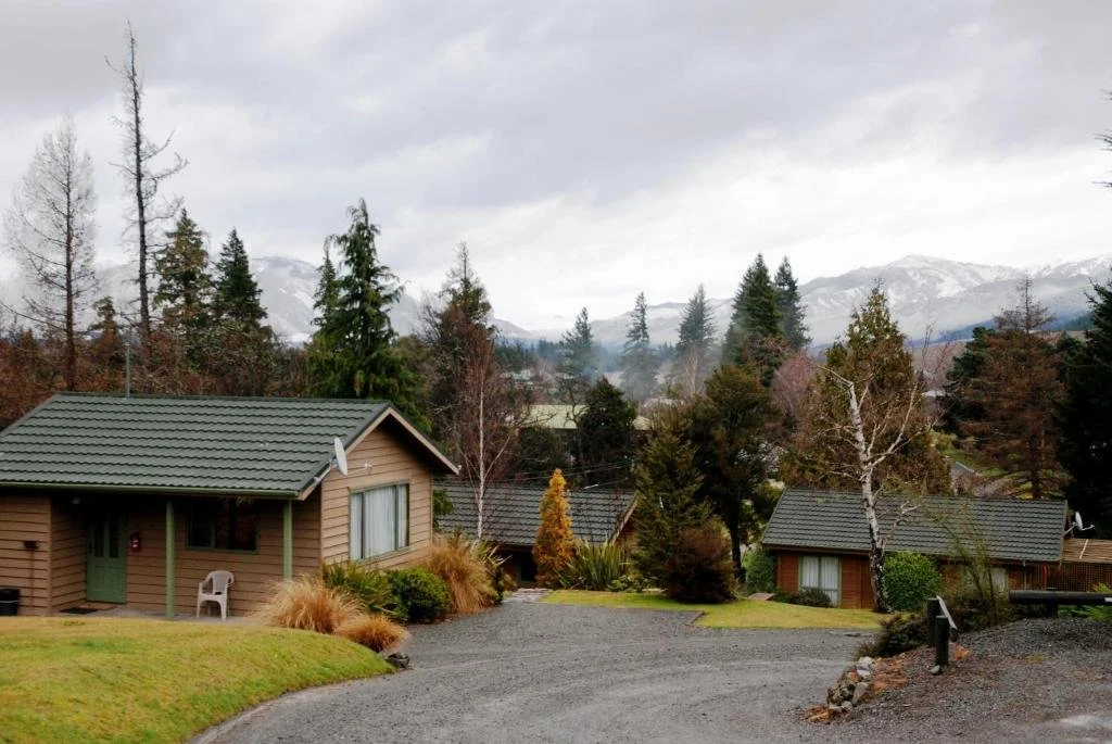 Chalets Motel