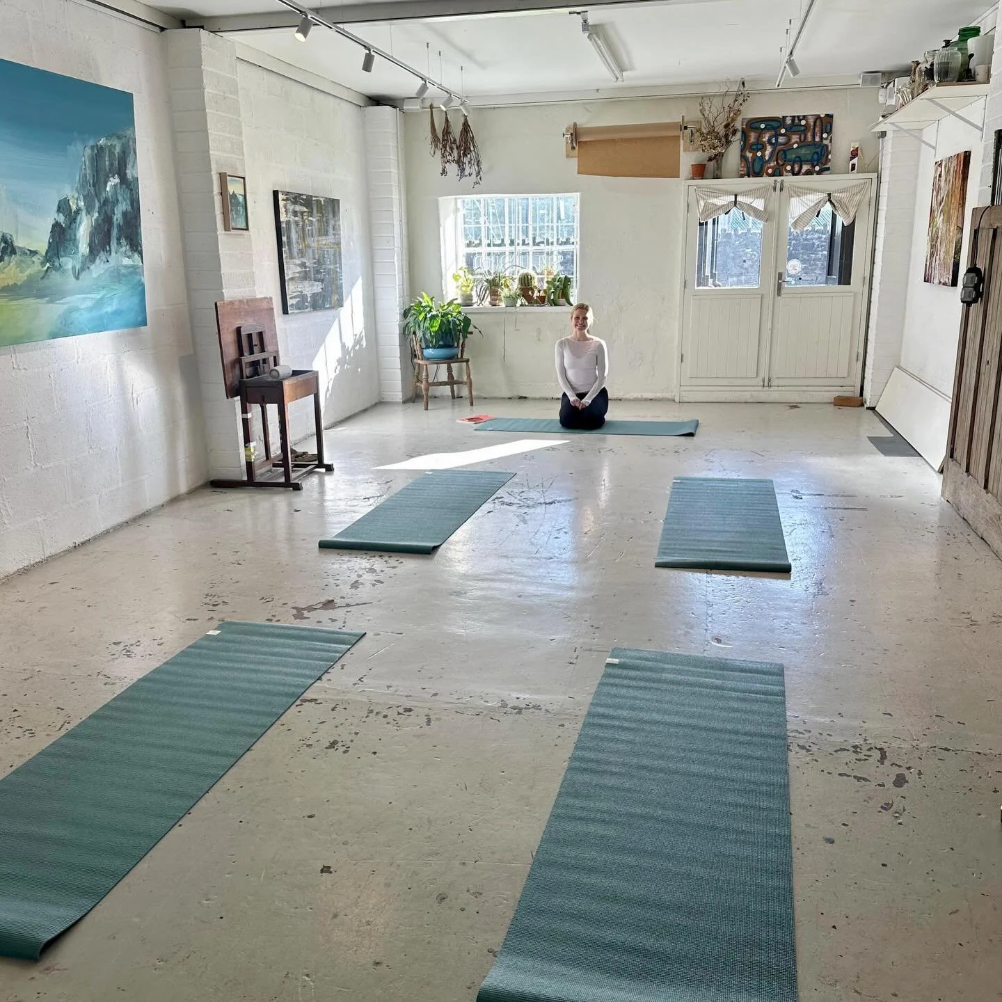 My new space! 🤍

Join for my new pilates &amp; yoga classes at @studiosherborne - a beautiful creative space where the sunset shines through as you stretch &amp; reset 🌟

Click the link in my bio to book your spot 🧘🏼&zwj;♀️
