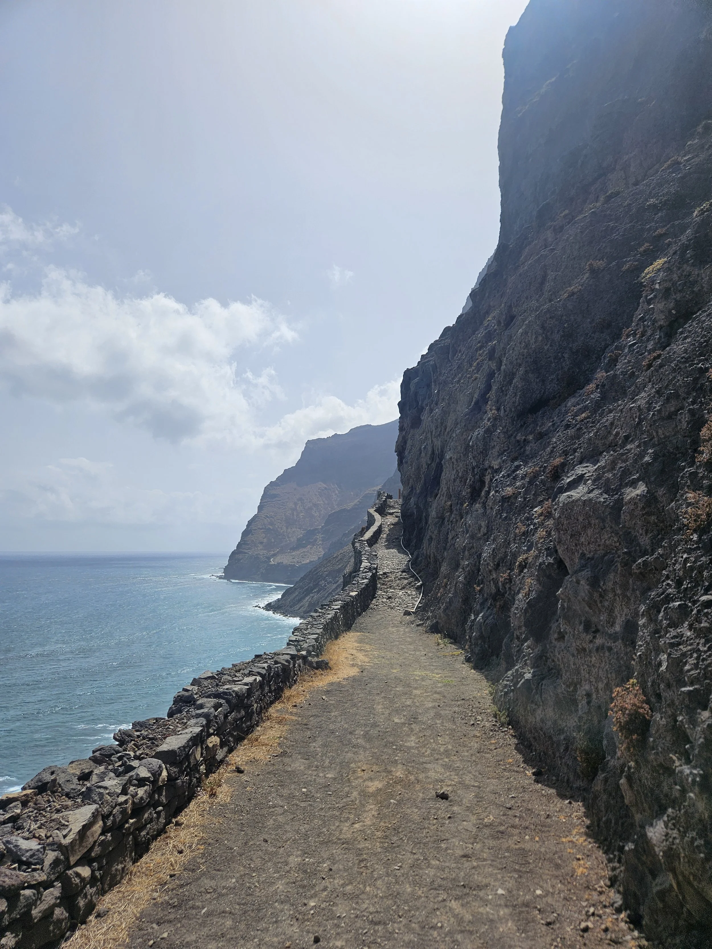 Vandre sti langs havet på Santo Antao Kap Verde
