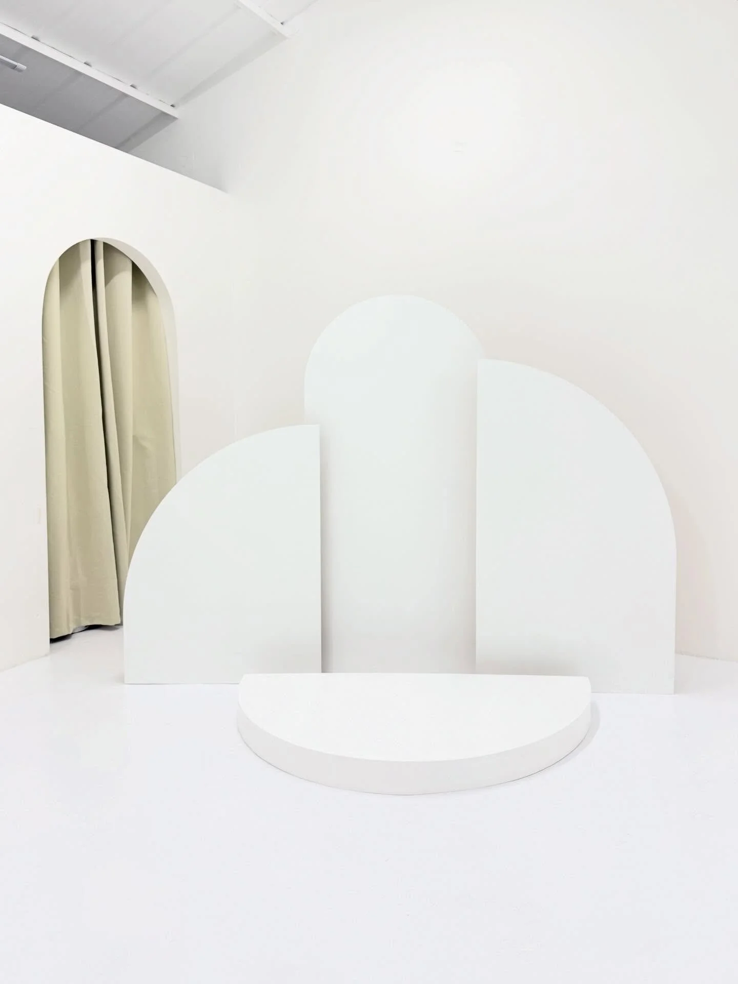 Introducing our new backdrops! 

Strictly for hires or decor bookings in Muun studios. Can be mix and matched to suit your decor style. 

We have table plinths coming soon, also for hire and decor bookings so stay tuned 😍 

Which is your favourite?!