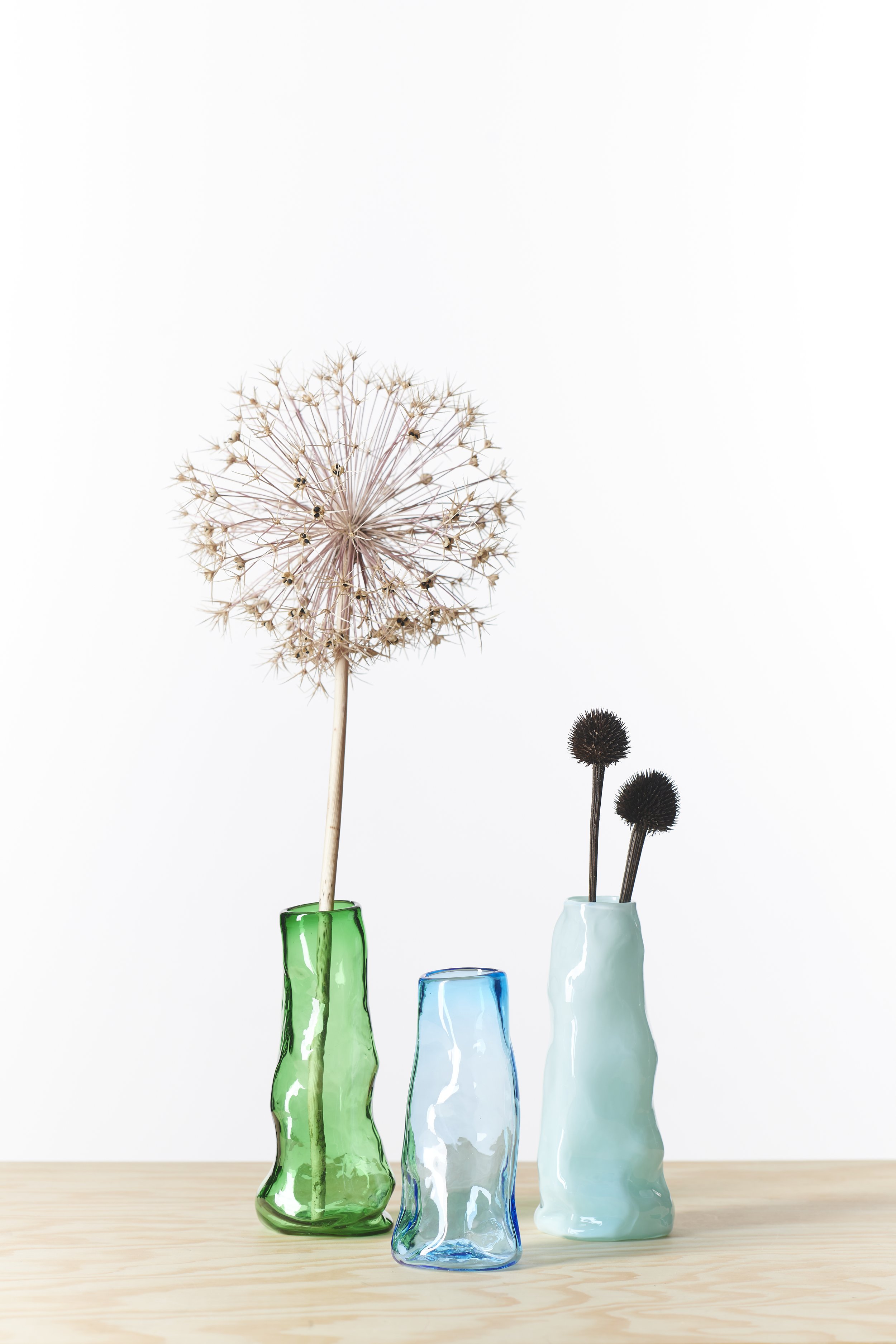 Curly+Vase,+2020,16+cm,+blown+glass,+Stillwords+(3).jpg