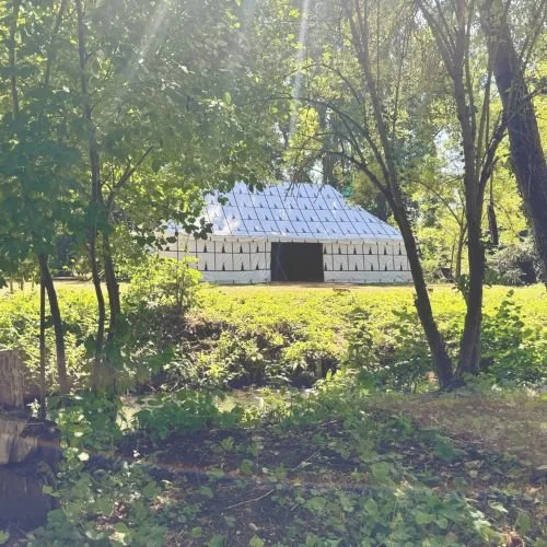 Embracing the Flow Retreat Days (3).jpg