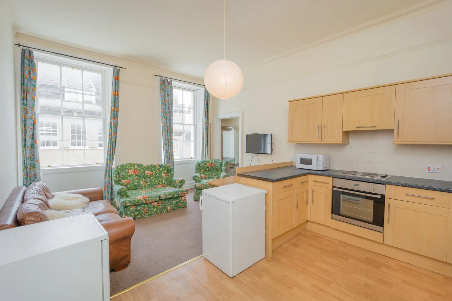 18 Park Street - 2nd Floor Flat-9.jpg