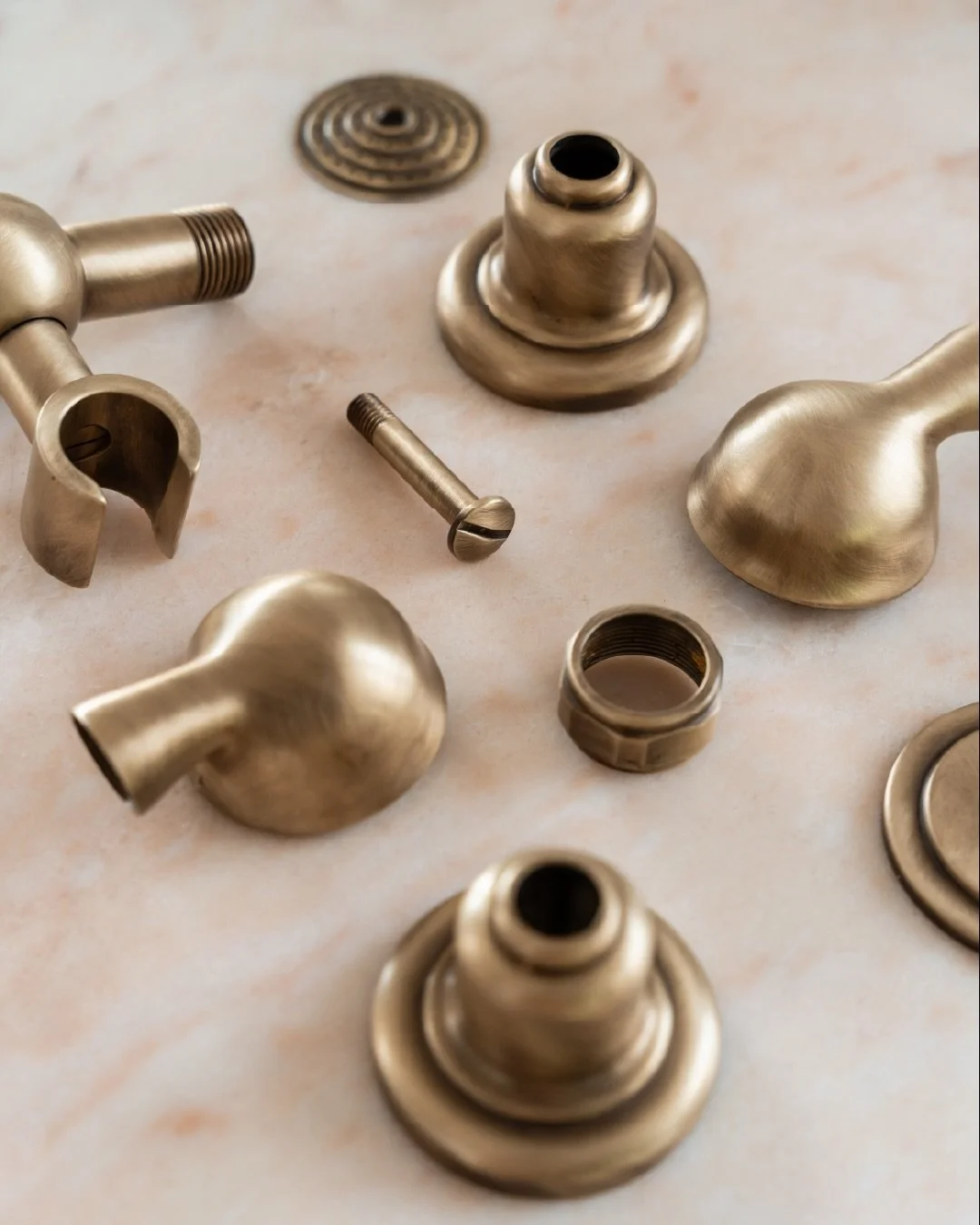 Unlacquered Satin Bronze
 Not every finish needs to stay perfect. Unlacquered Satin Bronze is designed to evolve, developing warmer tones and soft golden highlights over time. It is a finish that grows richer with use and age, adding depth rather tha