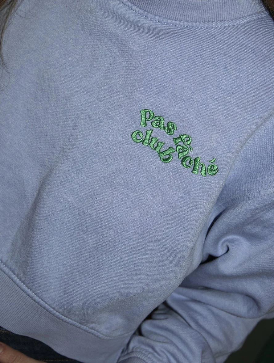 Sweat femme brodé upcyclé pas fâché