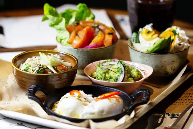 Brunch+at+Farmer_J-1.webp