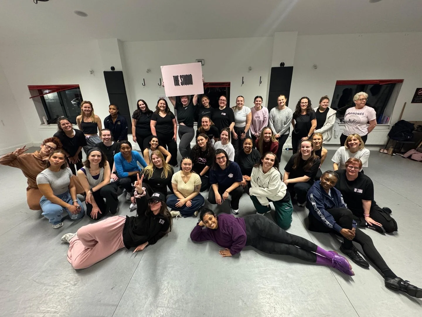 A cute little photo dump from the past couple of months🌷 and a fabulous start to 2026!🖤

1- our biggest night EVER at The Studio!💥
2- intermediate tap💜
3- head to toe in merch😍
4- more merch🤪
5- oh and more merch🤭
6- socks socks socks socks🤩
