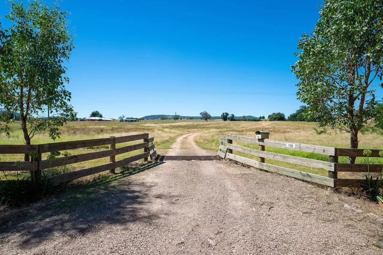 halford entrance.jpg