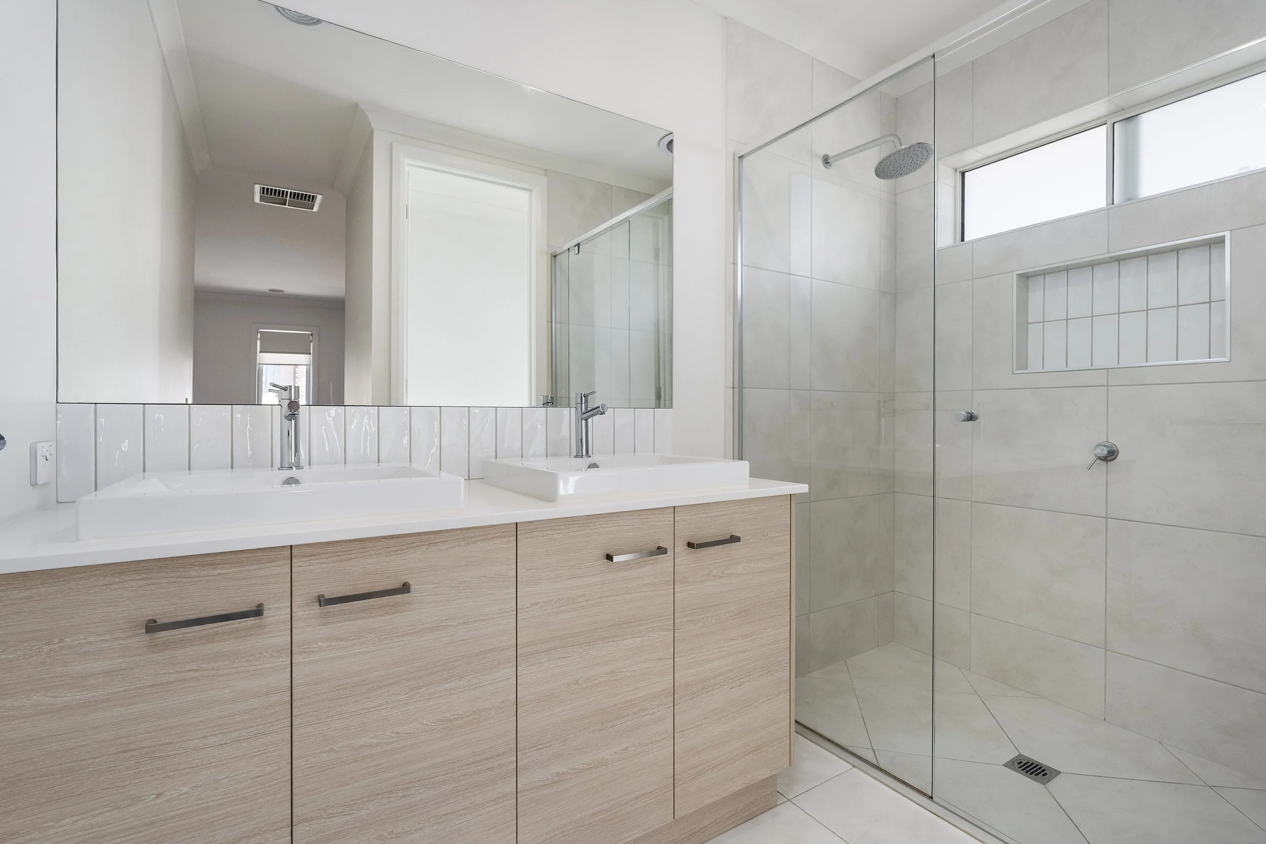 aaa ensuite.jpg