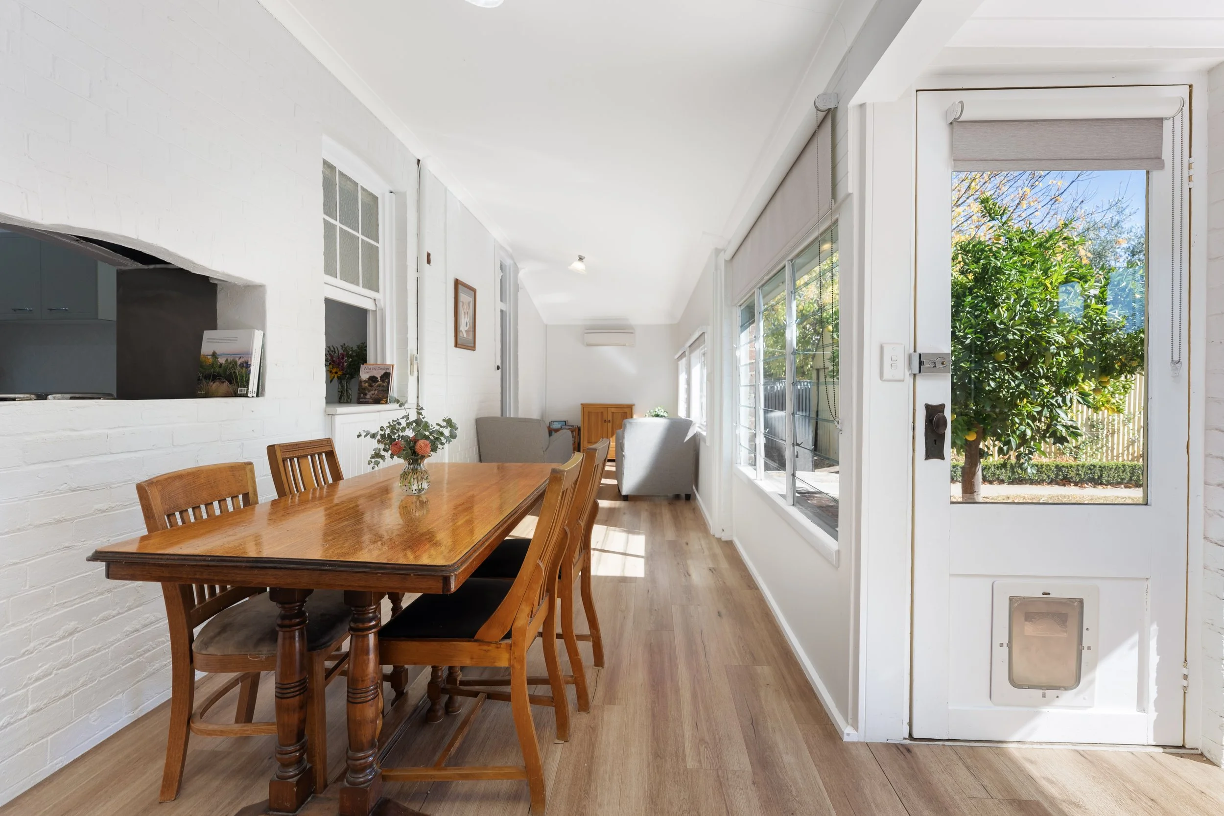 E - SUNROOM.jpg