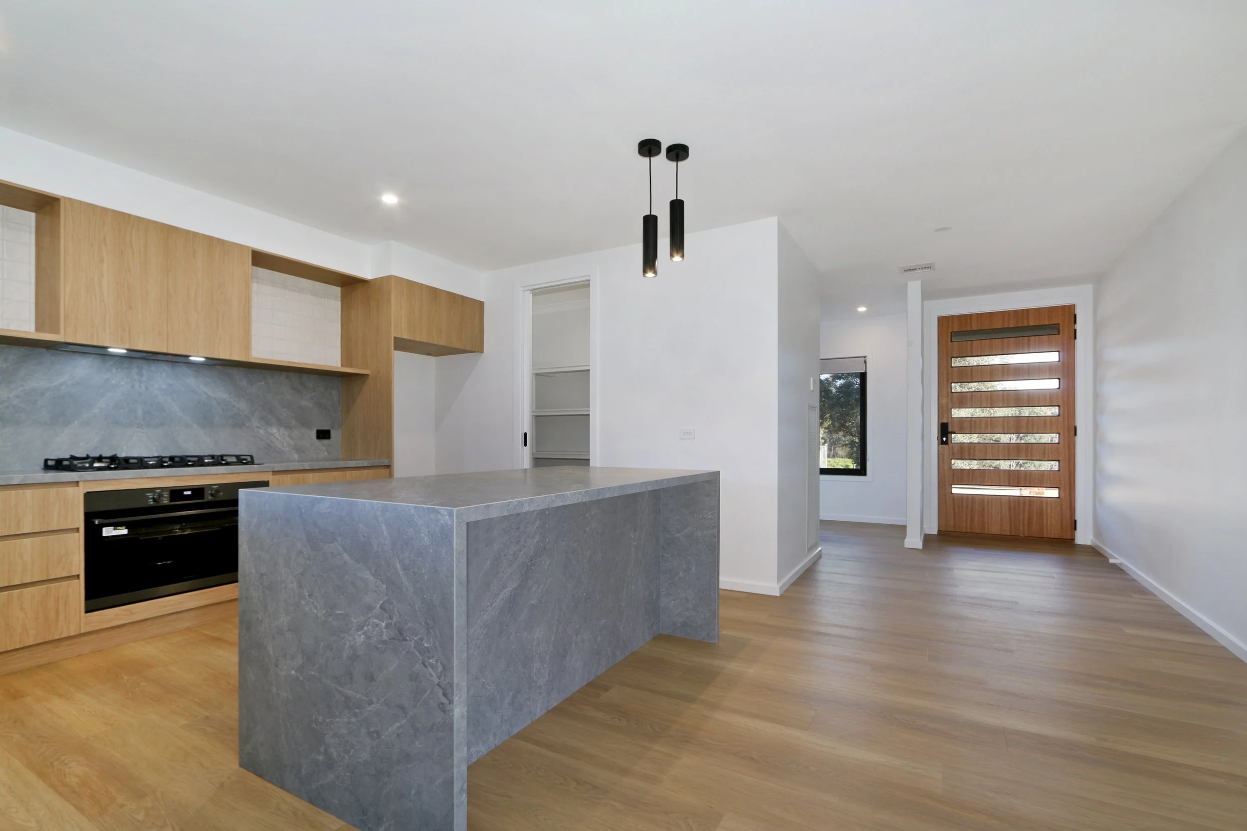 bonnie kitchen 03.jpg