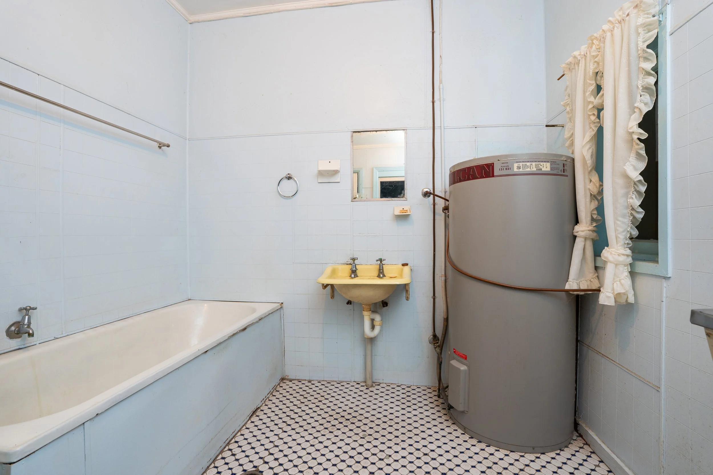 h- bathroom.jpg