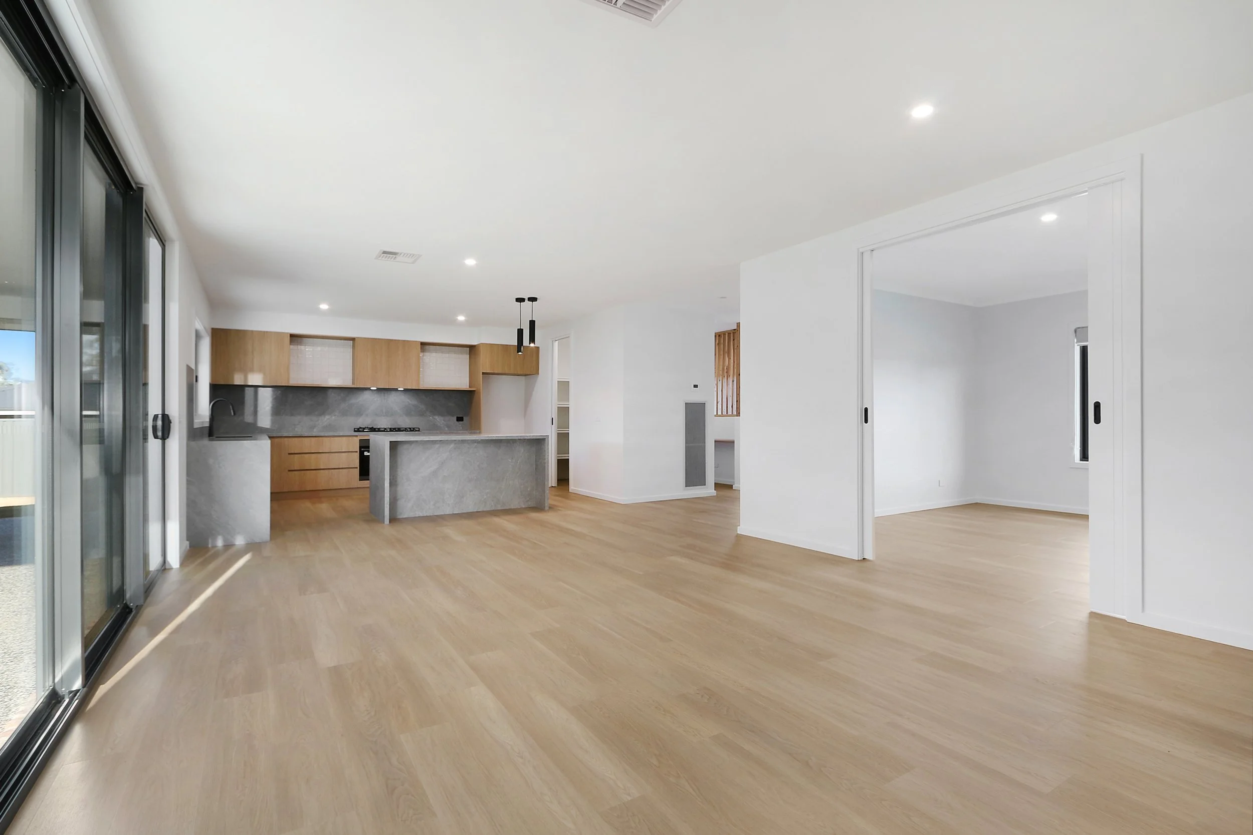 15 Bonnie Doon Court Lavington NSW 2641