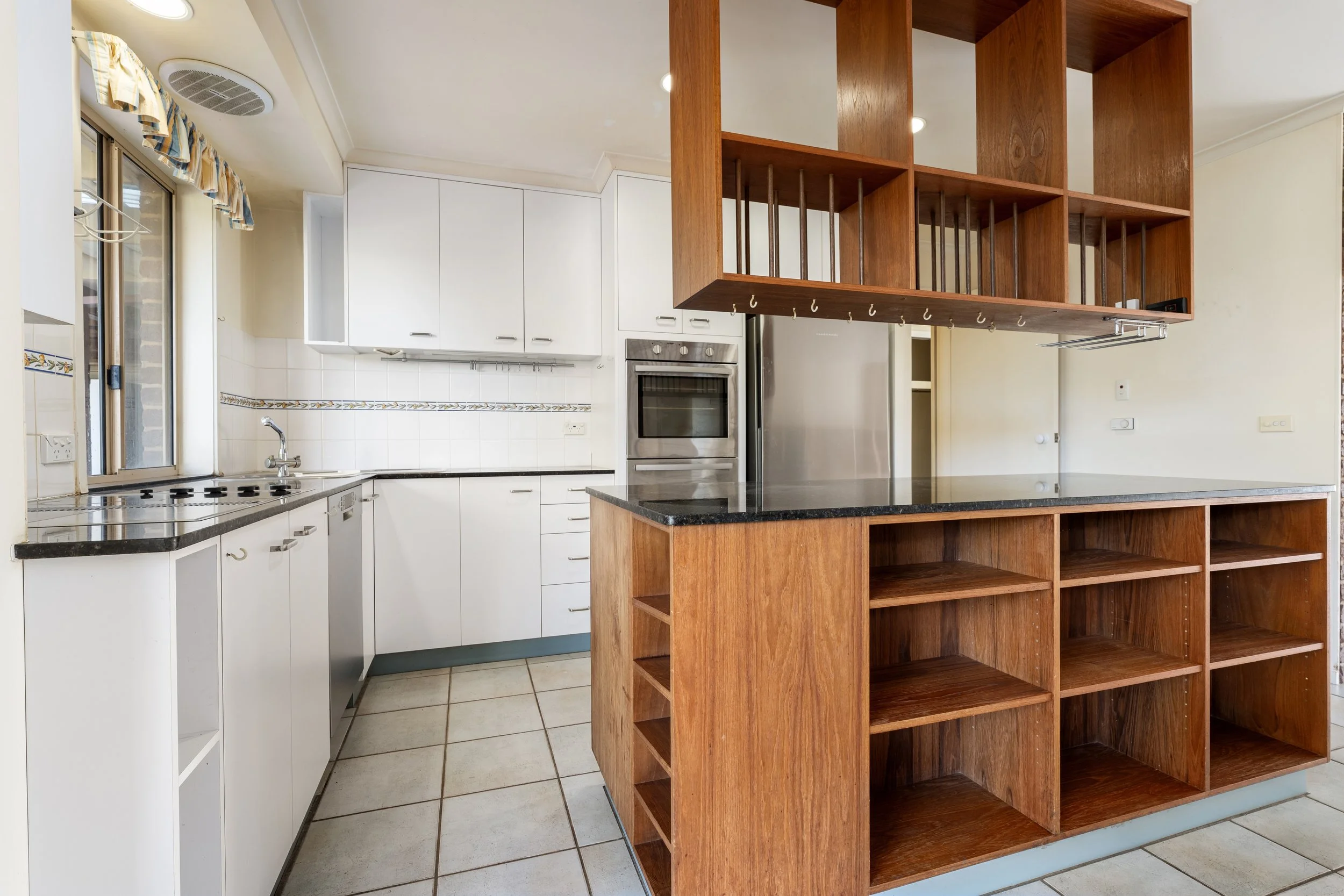 t-kitchen02.jpg