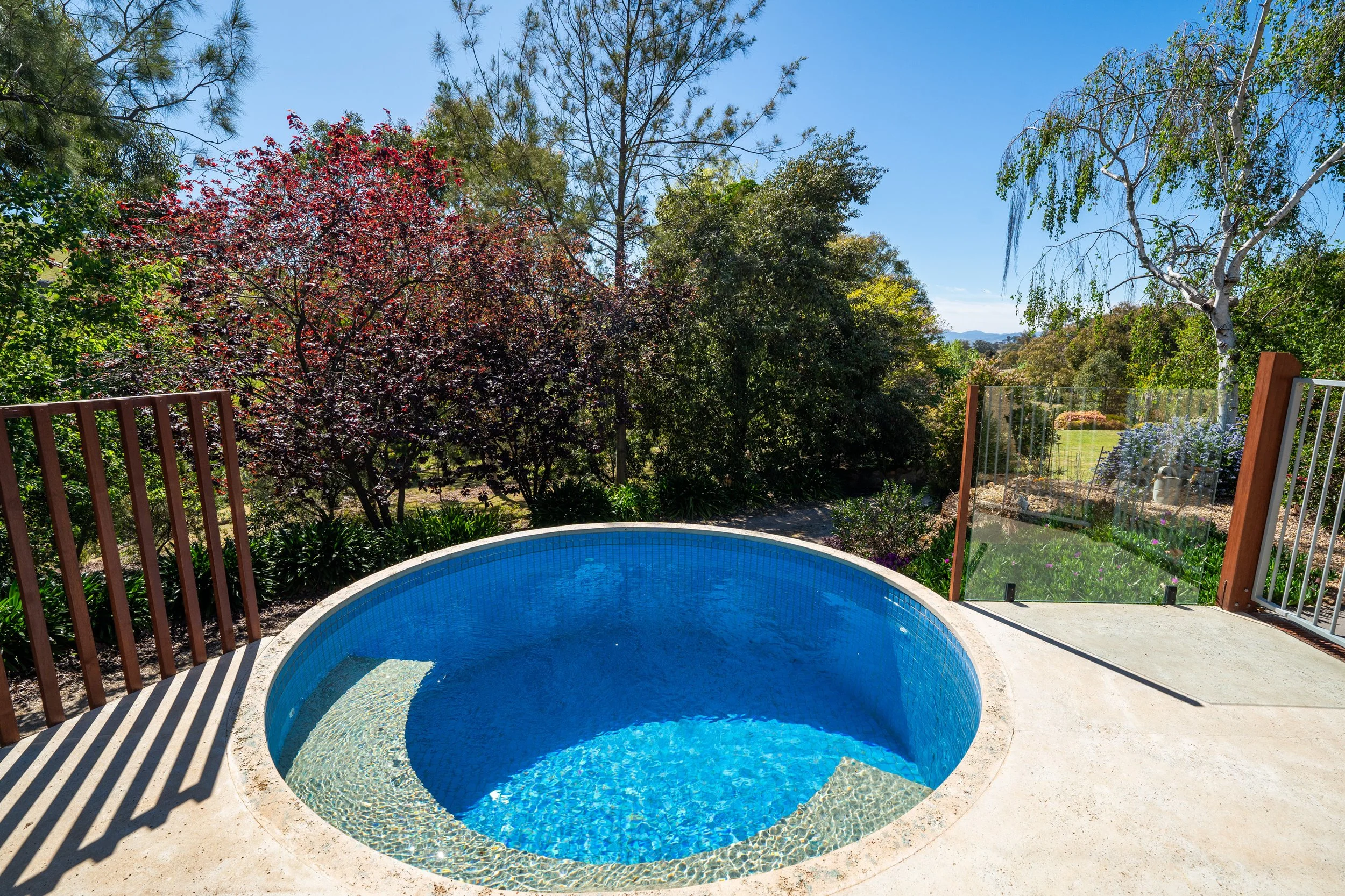 pool.jpg