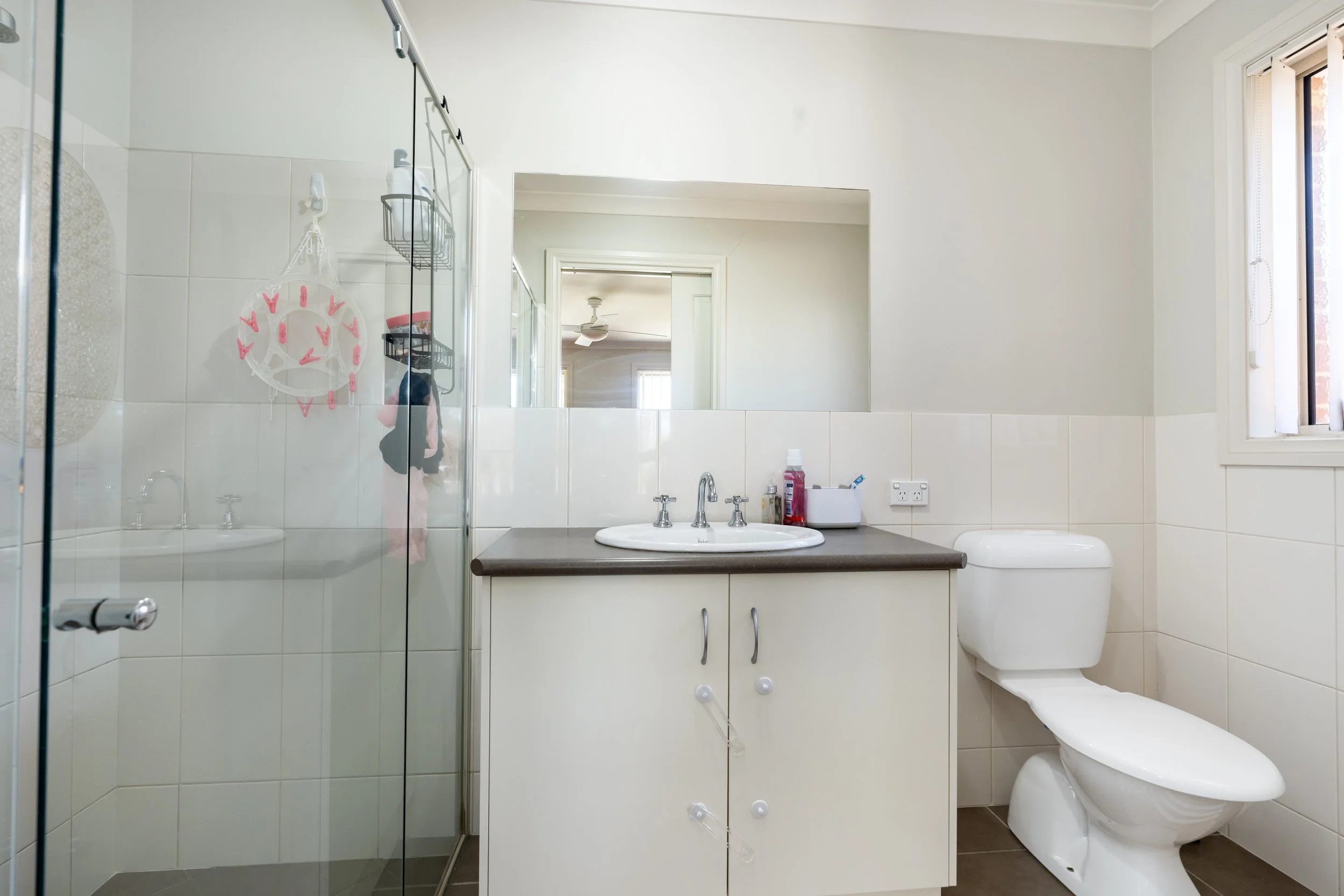 c ensuite.jpg