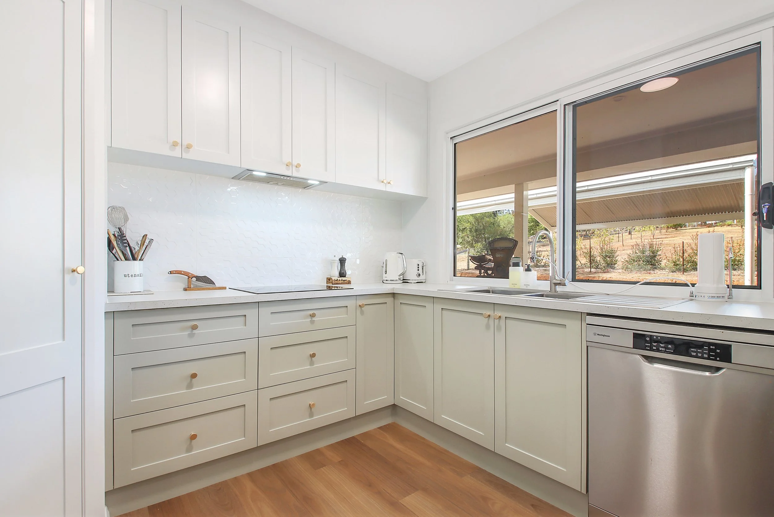h kitchen.jpg