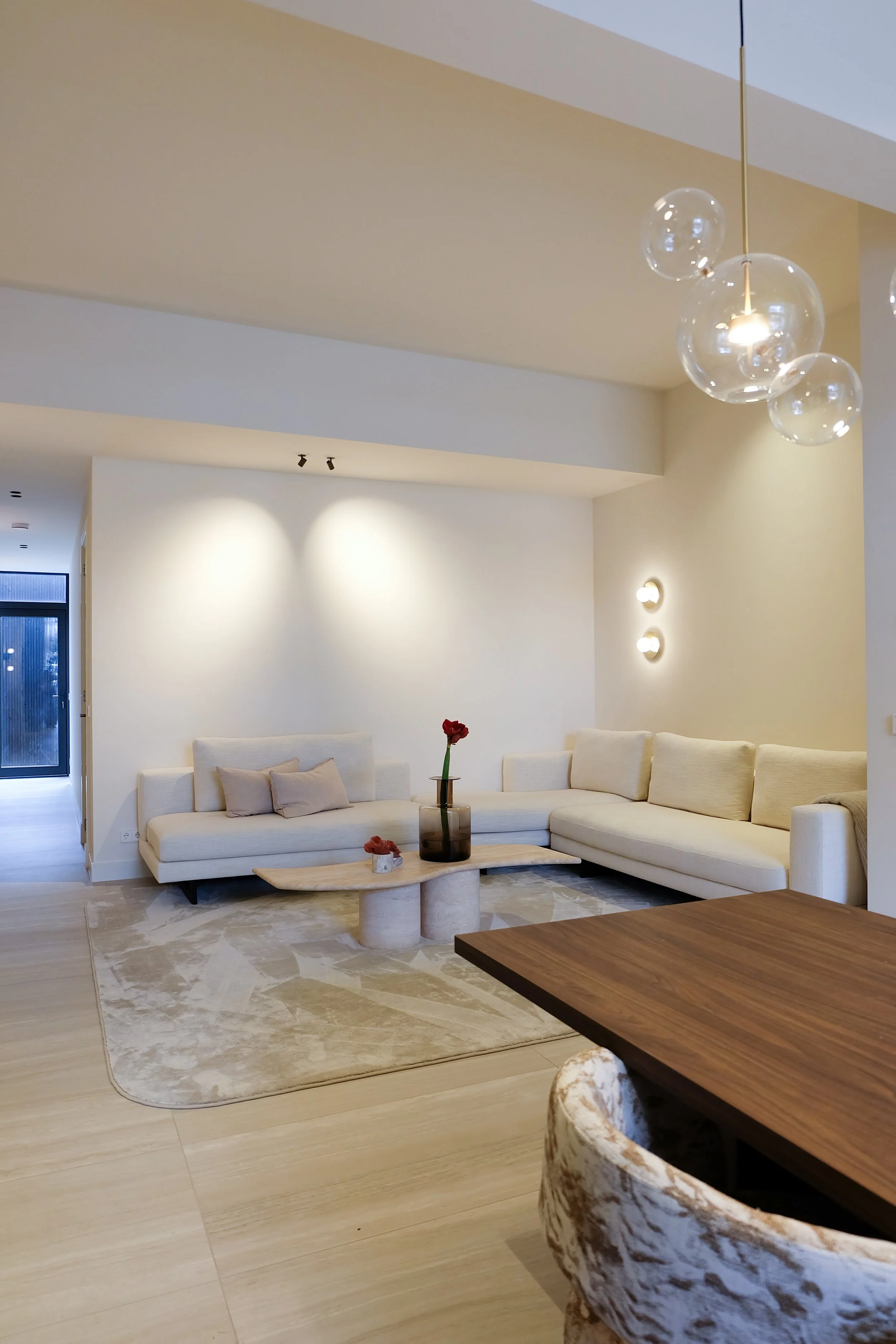 Aankoop commerciële ruimte, transformatie naar kantoor en appartement - Westhaven 35, Gouda
