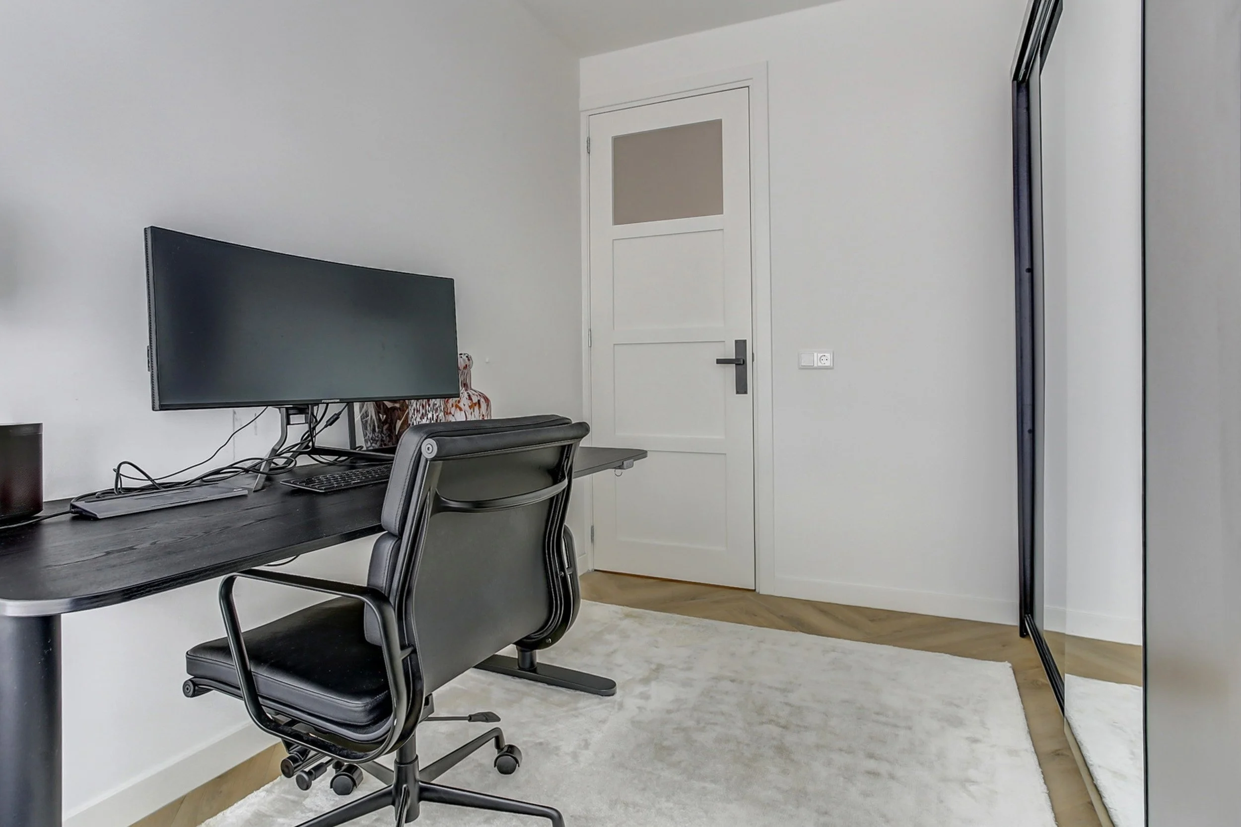 Aankoop winkel- en woonruimte, transformatie naar 4 appartementen - Paradijs 18-20, Gouda