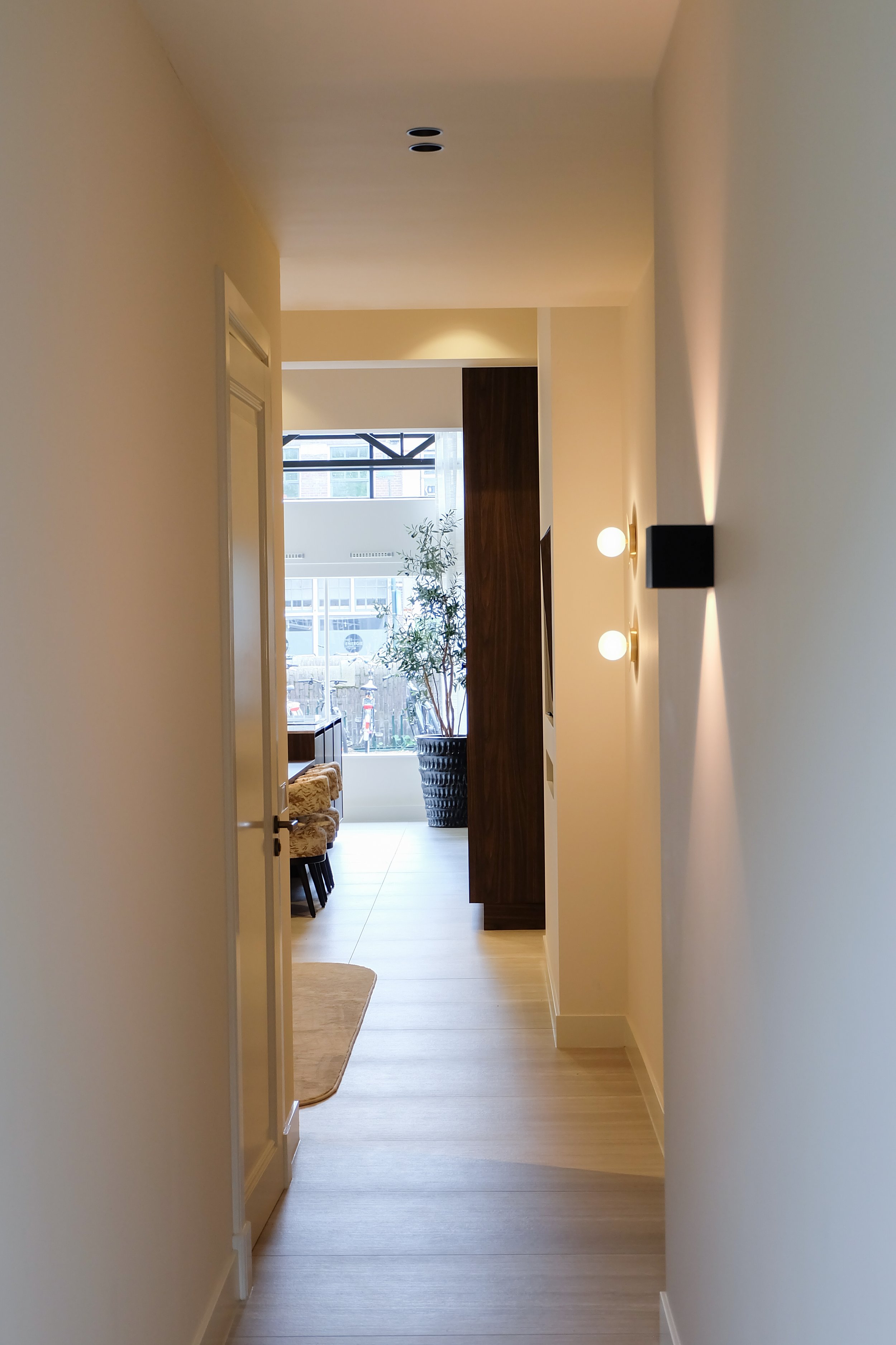 Aankoop commerciële ruimte, transformatie naar kantoor en appartement - Westhaven 35, Gouda