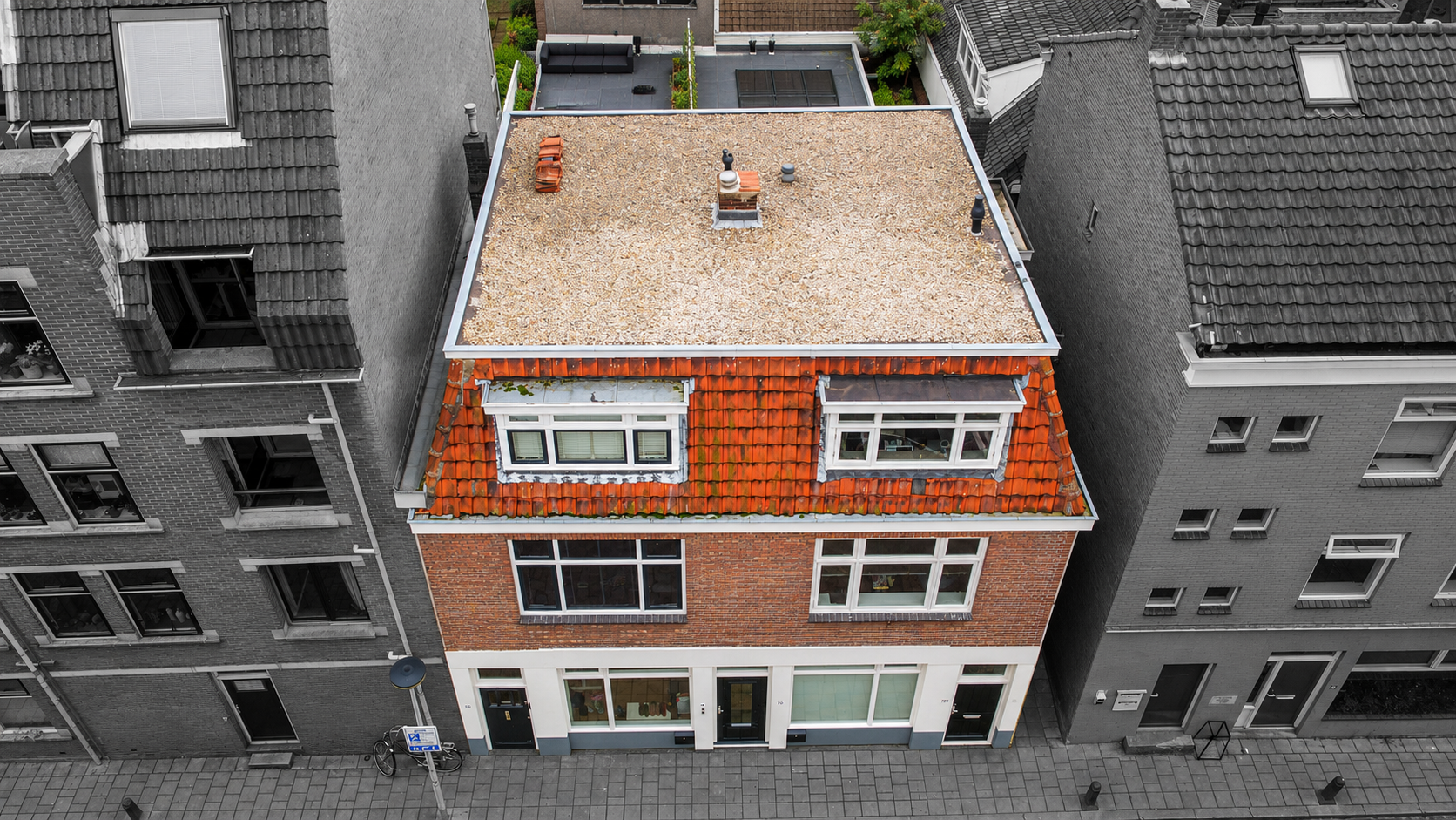 Aankoop winkel- en woonruimte, transformatie naar 4 appartementen - Paradijs 18-20, Gouda