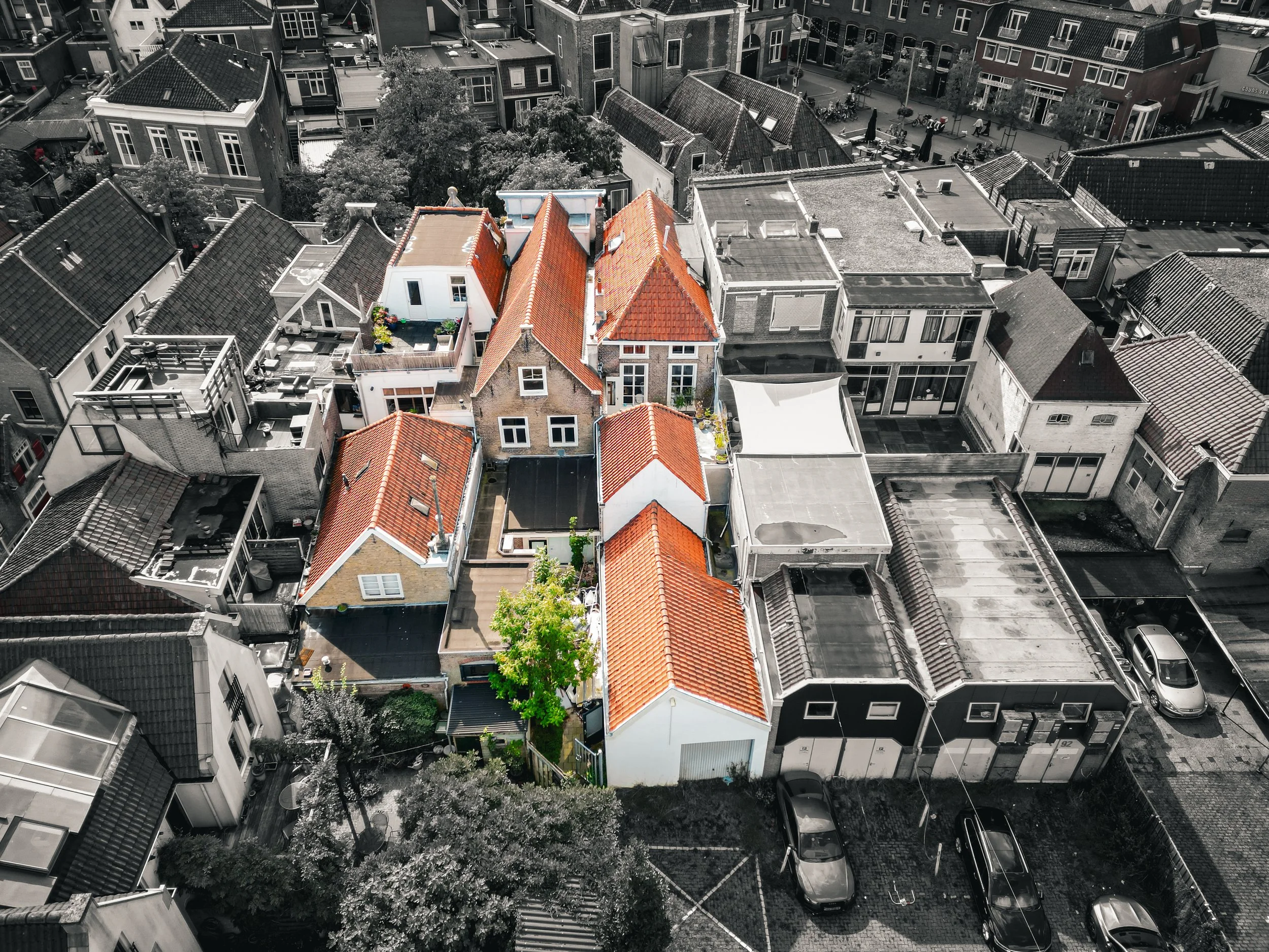 Aankoop winkel- en woonruimte, transformatie naar 3 winkels en 7 appartementen - Zeugstraat 76-82, Gouda