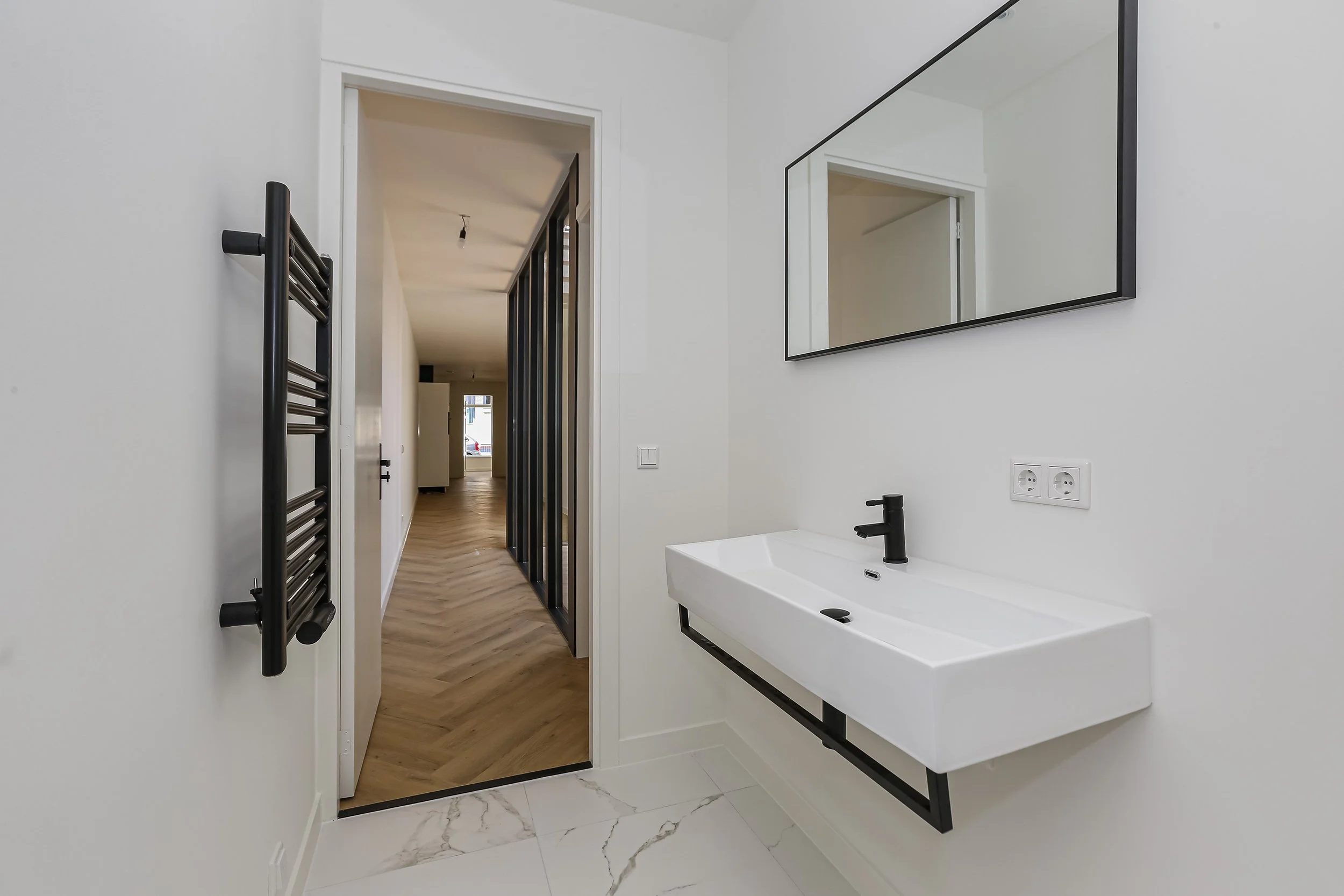 Aankoop winkel- en woonruimte, transformatie naar 4 appartementen - Paradijs 18-20, Gouda
