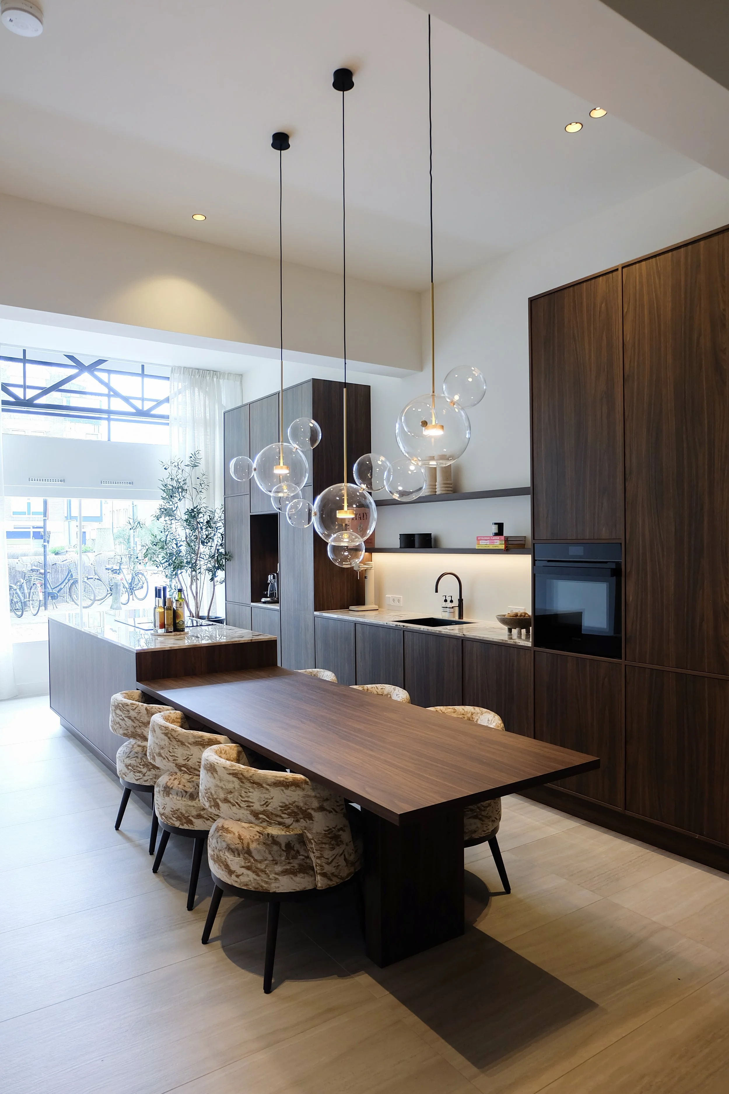 Aankoop commerciële ruimte, transformatie naar kantoor en appartement - Westhaven 35, Gouda