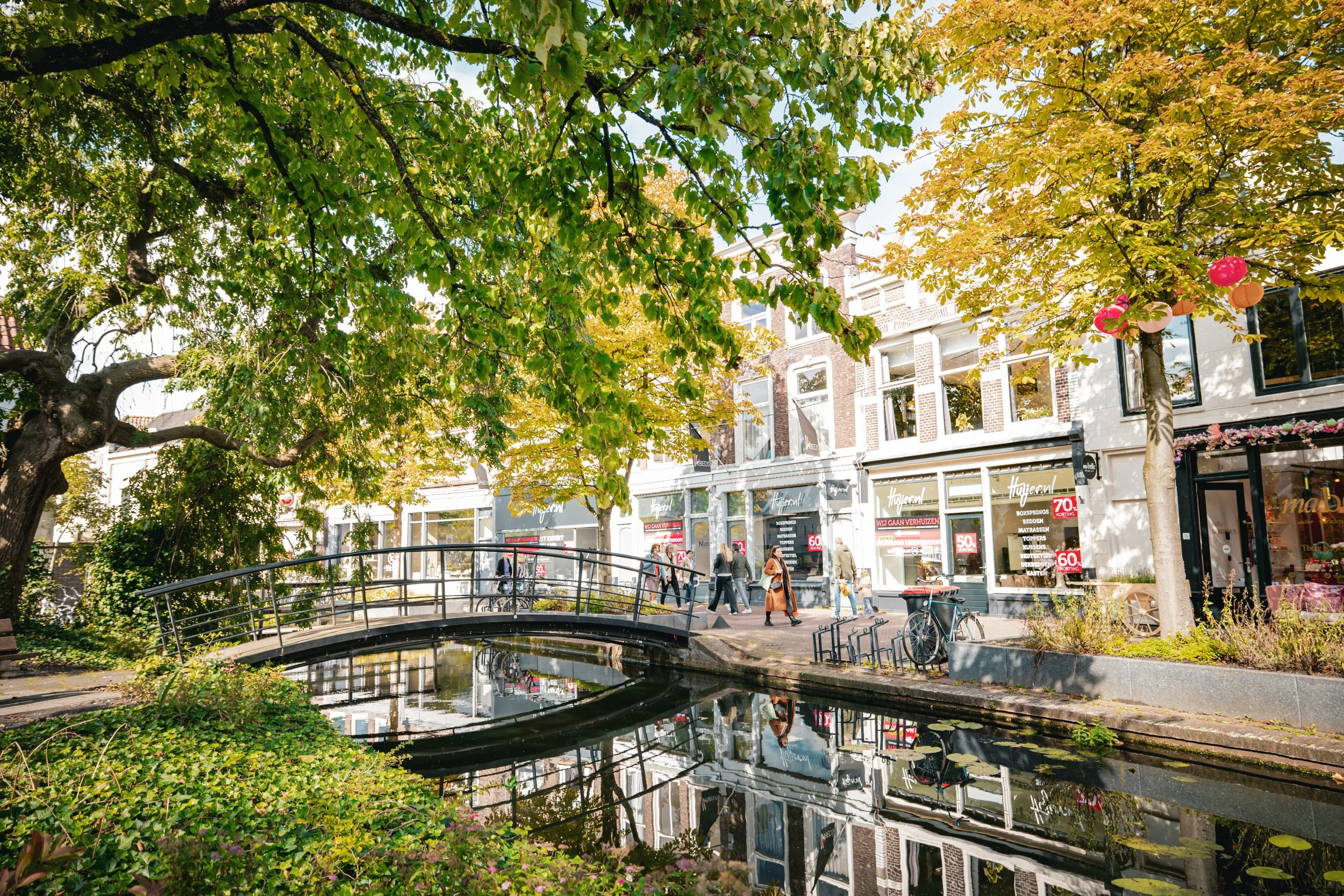 Aankoop winkel- en woonruimte, transformatie naar 3 winkels en 7 appartementen - Zeugstraat 76-82, Gouda