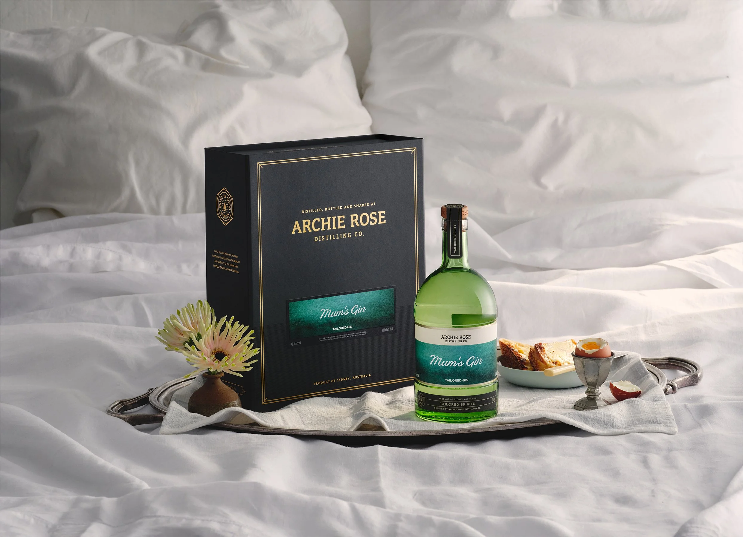 TAILORED-GIN-700ML-GLASSWARE-GIFT-PACK-LO-RES-MUMS-GIN.jpg