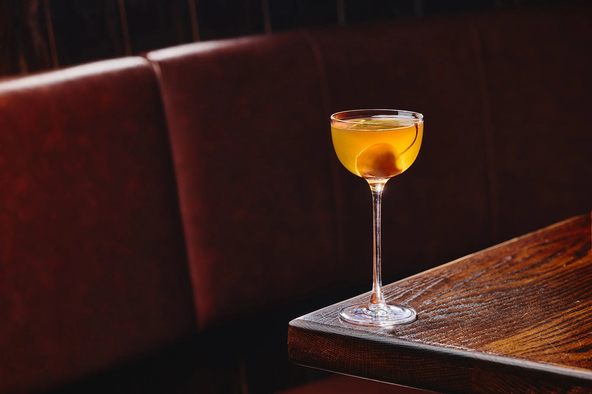 BOBBY-BURNS-HERITAGE-RED-GUM-CASK-SINGLE-MALT-WHISKY-COCKTAIL-LANDSCAPE-ARCHIE-ROSE-LO-RES.jpg