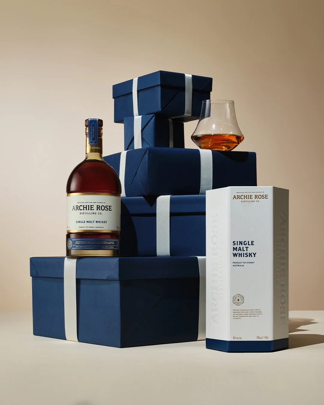 Untitled-5_0001_SINGLE-MALT-WHISKY-NEAT-SERVE-HEX-BOX-CHRISTMAS-STUDIO-SHOOT-2025-ARCHIE-ROSE-HI-RES.jpg