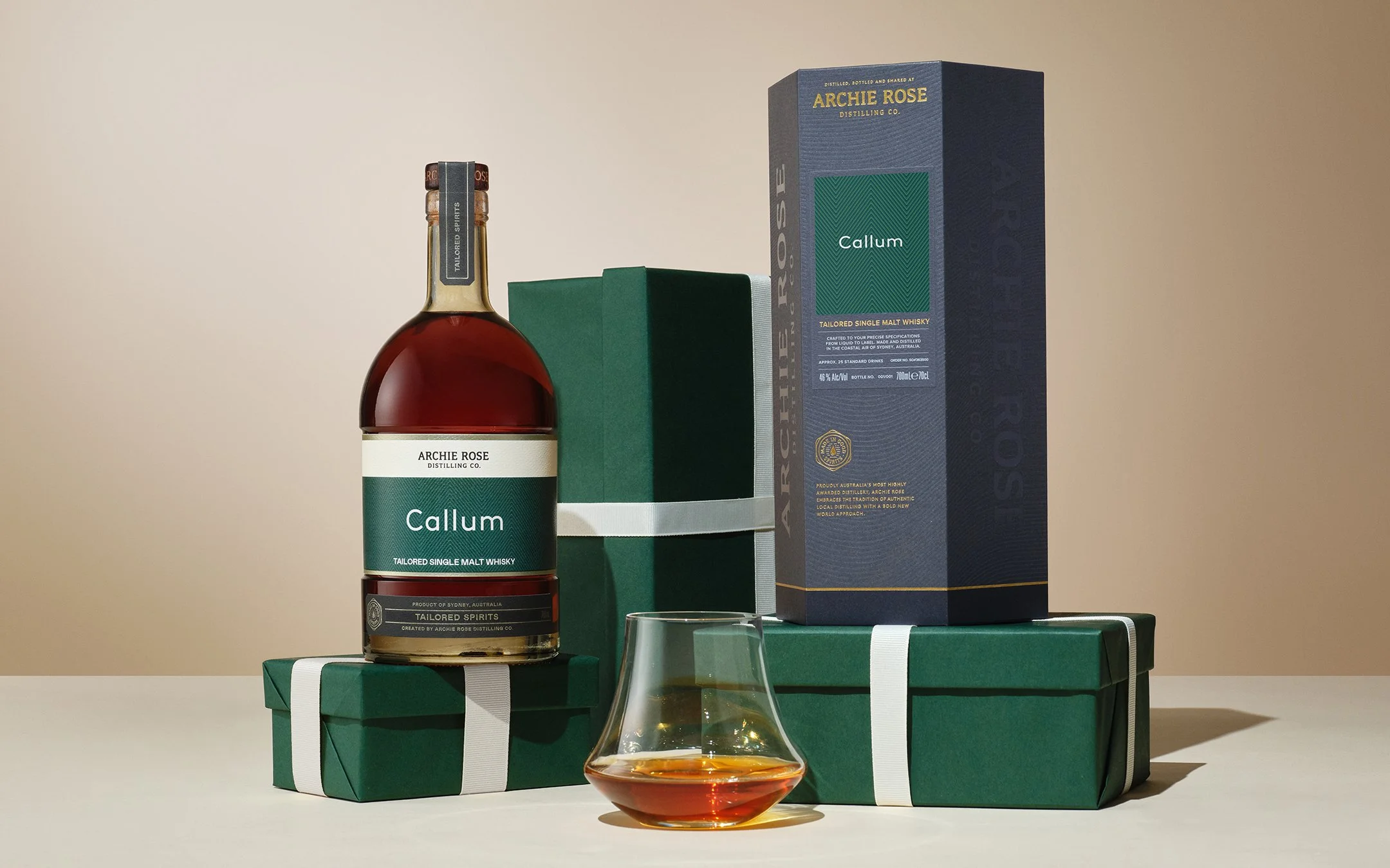 Untitled-4_0005_TAILORED-WHISKY-700ML-HEX-BOX-CHRISTMAS-STUDIO-SHOOT-2025-ARCHIE-ROSE-HI-RES-CALLUM.jpg
